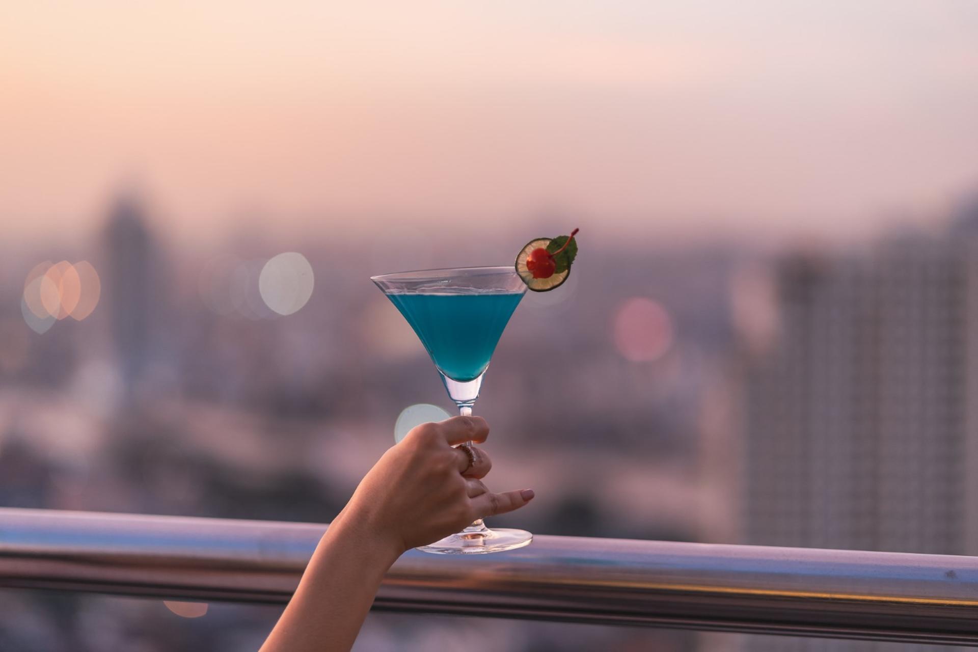 ThreeSixty Rooftop Bar at Millennium Hilton Bangkok - Thumbnail 9