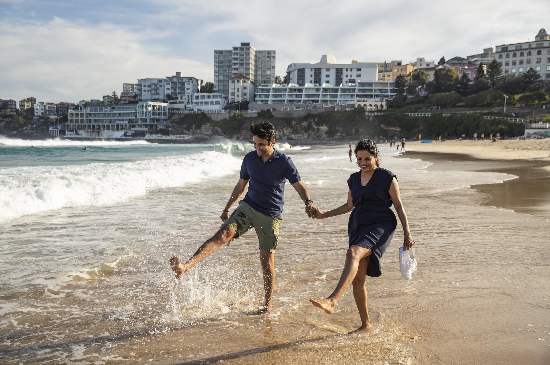 Sydney Sightseeing Including Bondi Beach Half-Day Tour - Thumbnail 3
