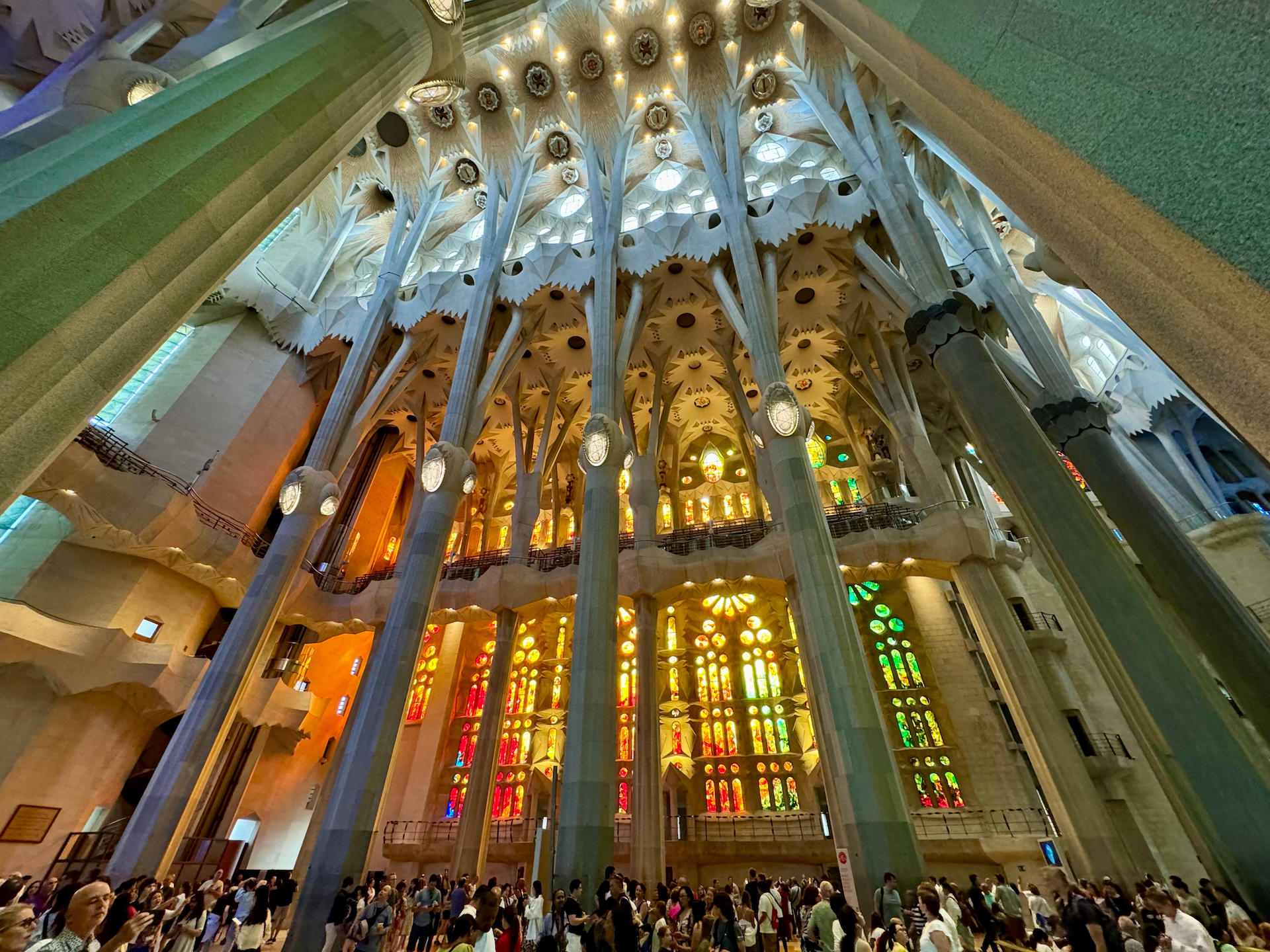Sagrada Familia Golden Hour & Casa Mila Tour with Cava Tasting  - Thumbnail 27