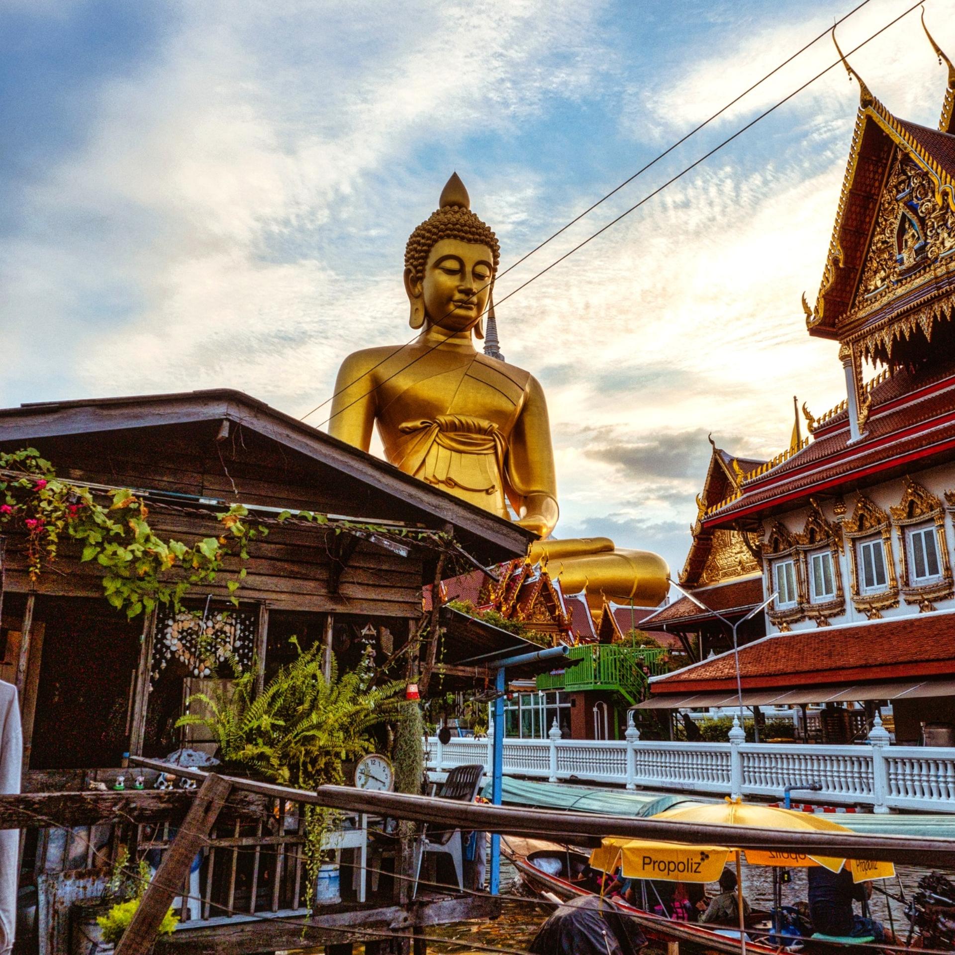 Private Local Big Buddha Canal Boat Tour in Bangkok - Thumbnail 14