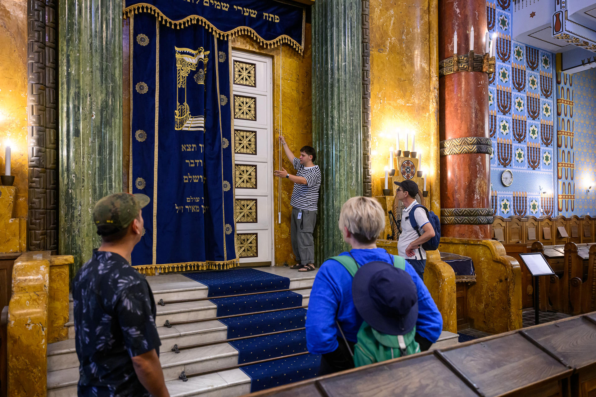 Budapest Dohany Street Synagogue Half-Day Tour - Thumbnail 9