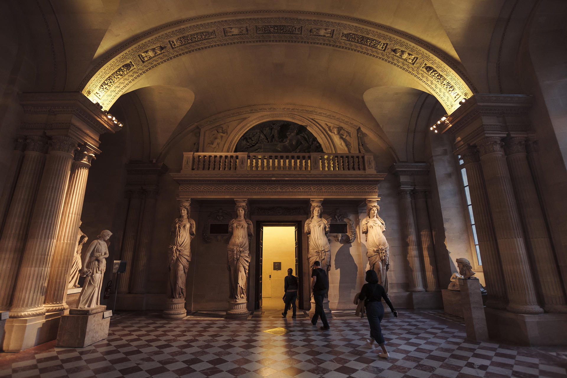 Louvre Museum Tour with Mona Lisa Visit - Thumbnail 8