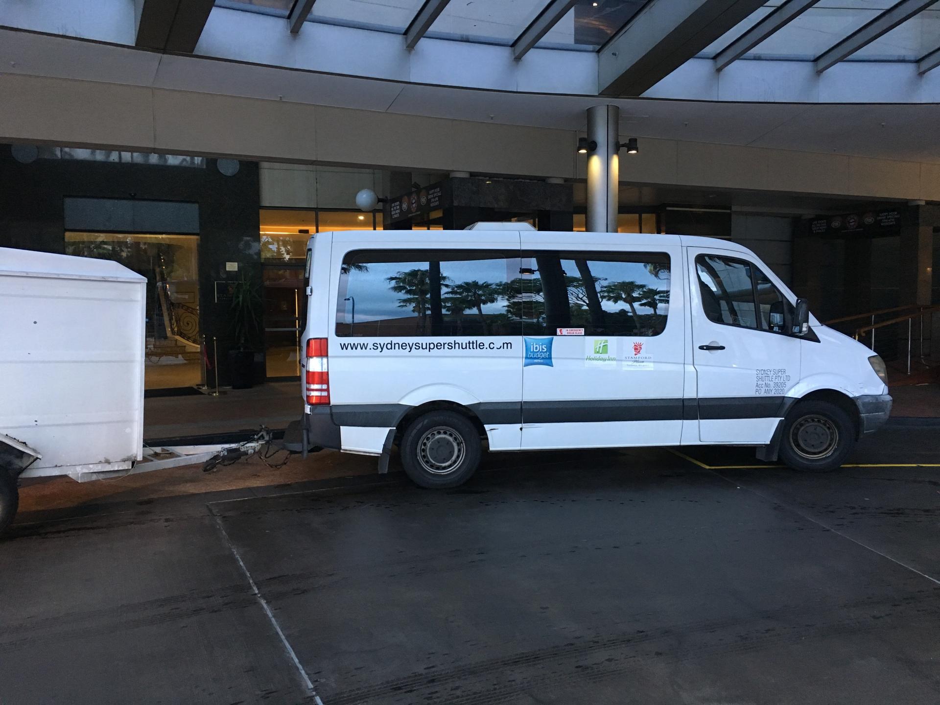 Sydney Airport Drop-Off Shuttle Transfer - Thumbnail 6