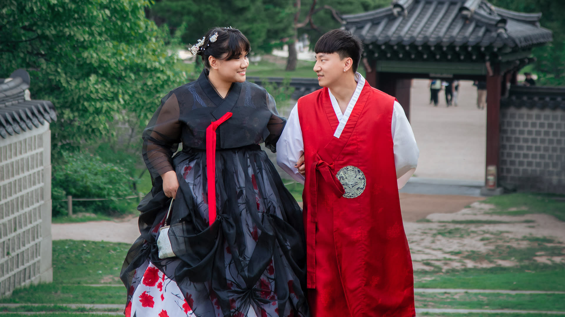 [Daehan Hanbok] Gyeongbokgung Hanbok Rental & Photoshoot Experience - Thumbnail 25