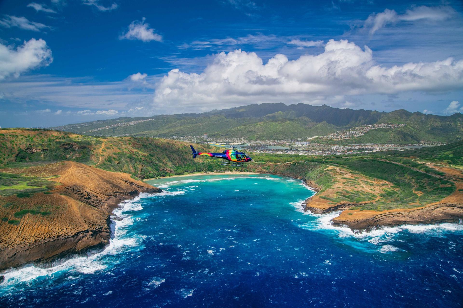 Oahu's Royal Crown 60 Minutes Helicopter Doors On/Doors Off Tour - Thumbnail 5
