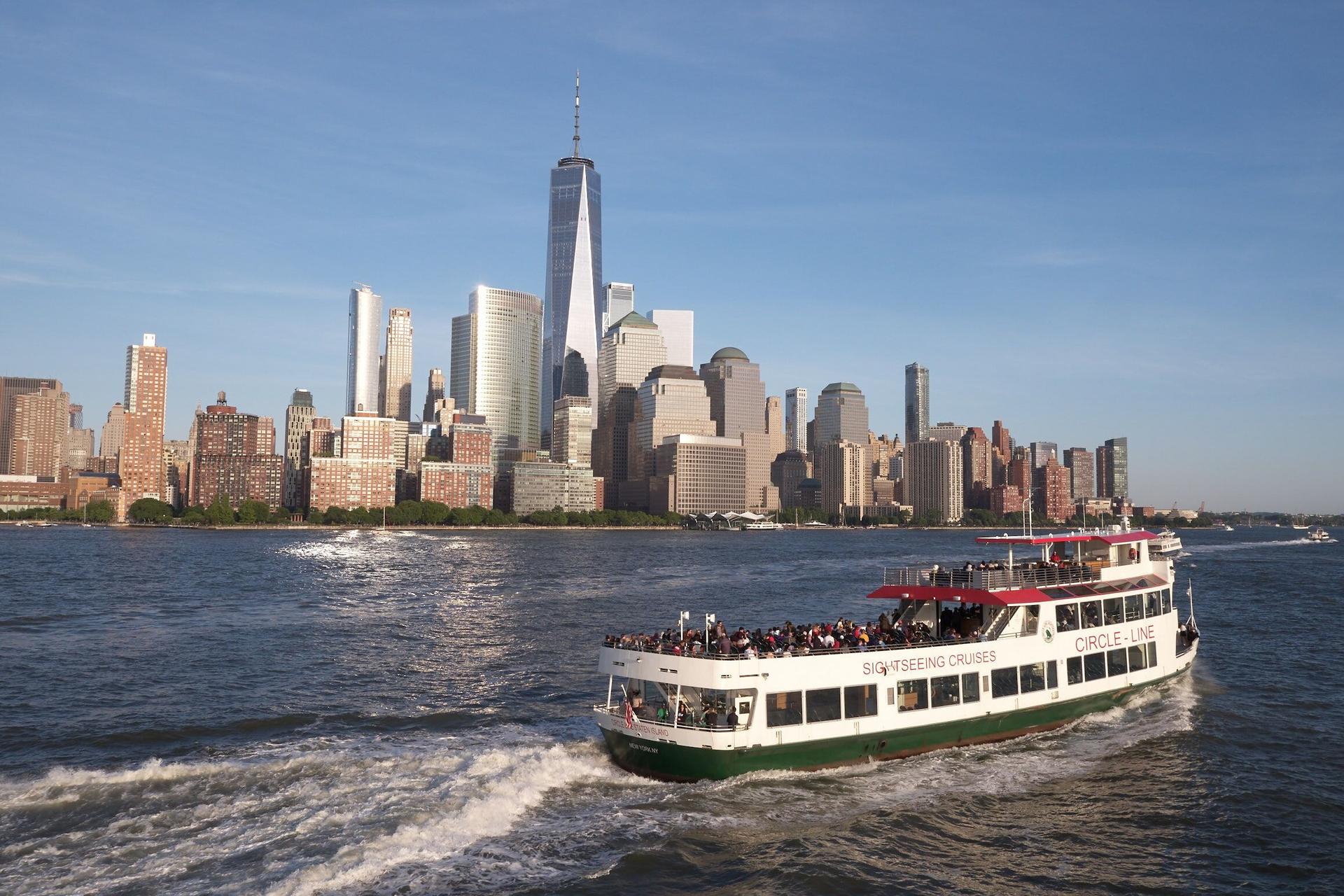 New York Landmarks Cruise by Circle Line  - Thumbnail 2