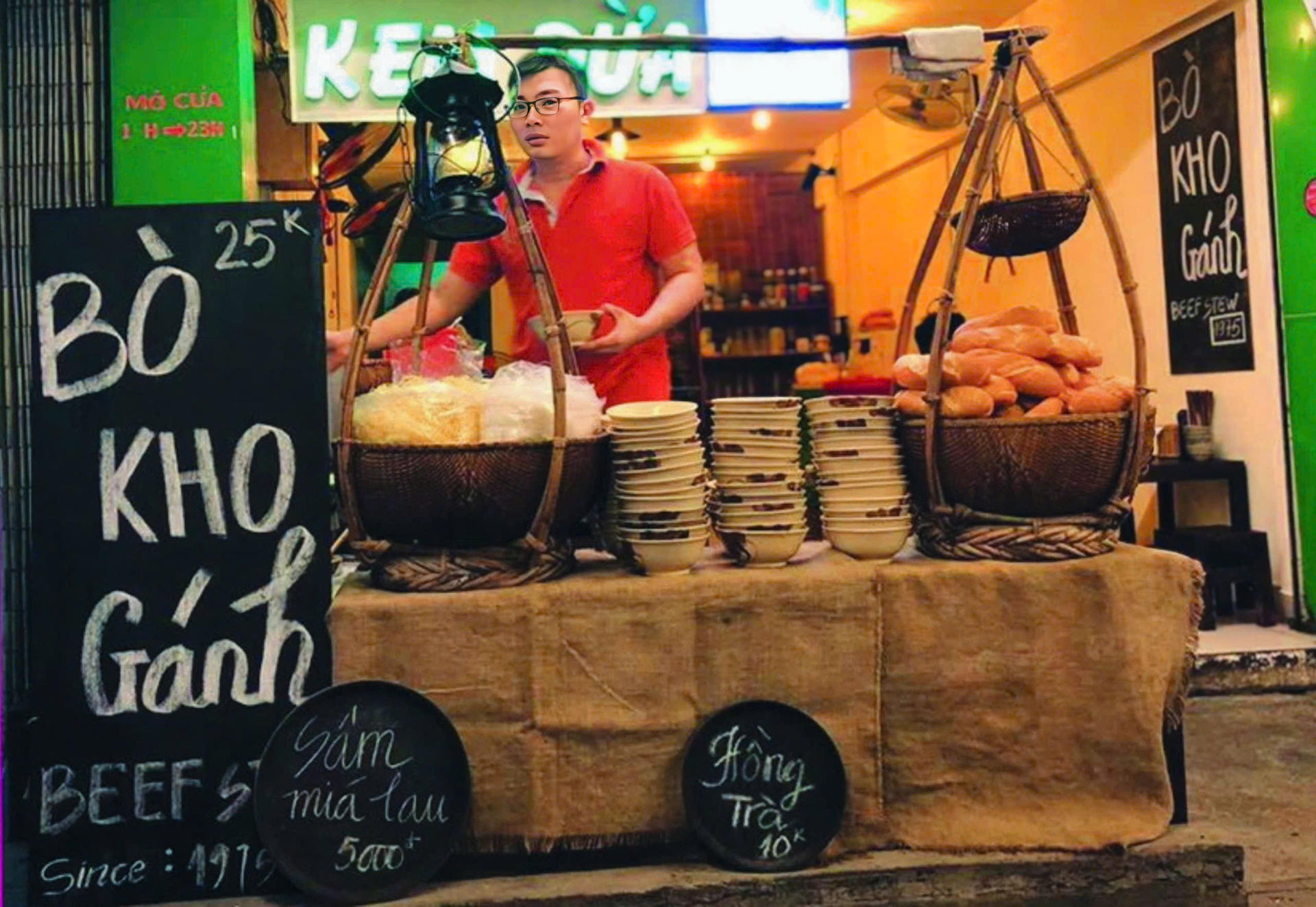 Michelin-Rated Premium Food Tour By Scooter In Ho Chi Minh City - Thumbnail 3