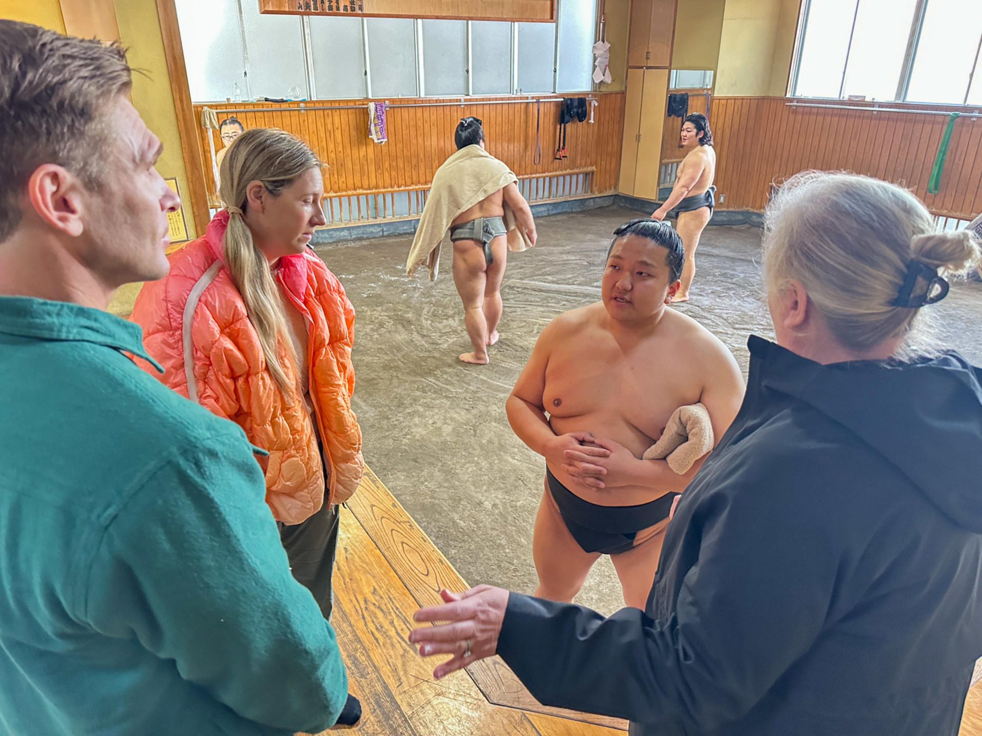 Tokyo Real Sumo Morning Practice with Expert Reporter - Thumbnail 22