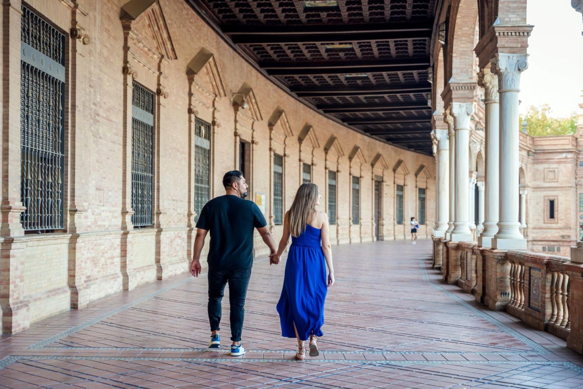 Professional Photoshoot in Seville - Thumbnail 8