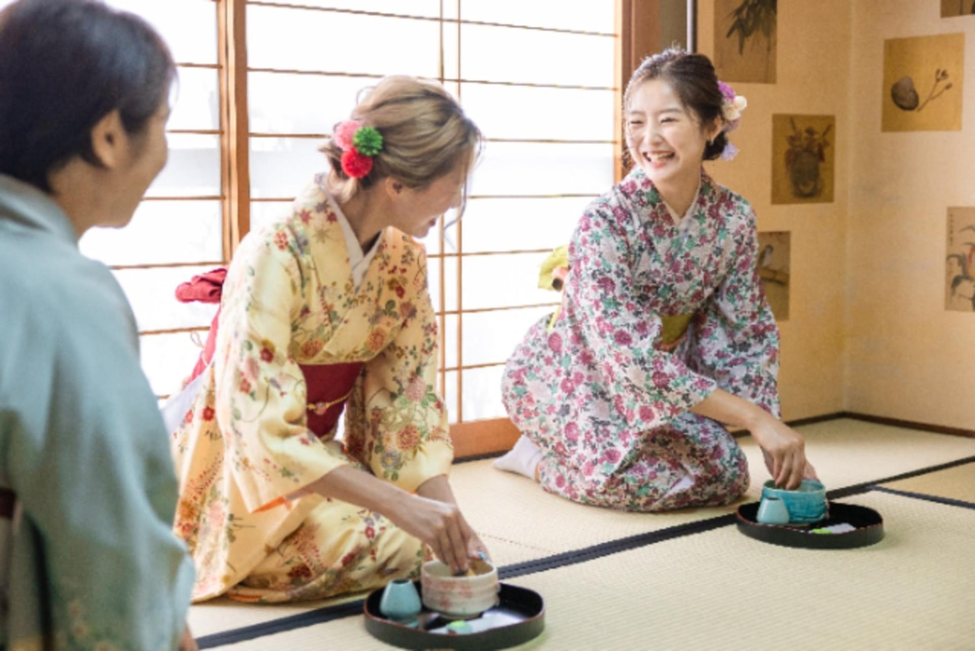 Kyoto Tea Ceremony Experience by Canon Kyoto - Thumbnail 6