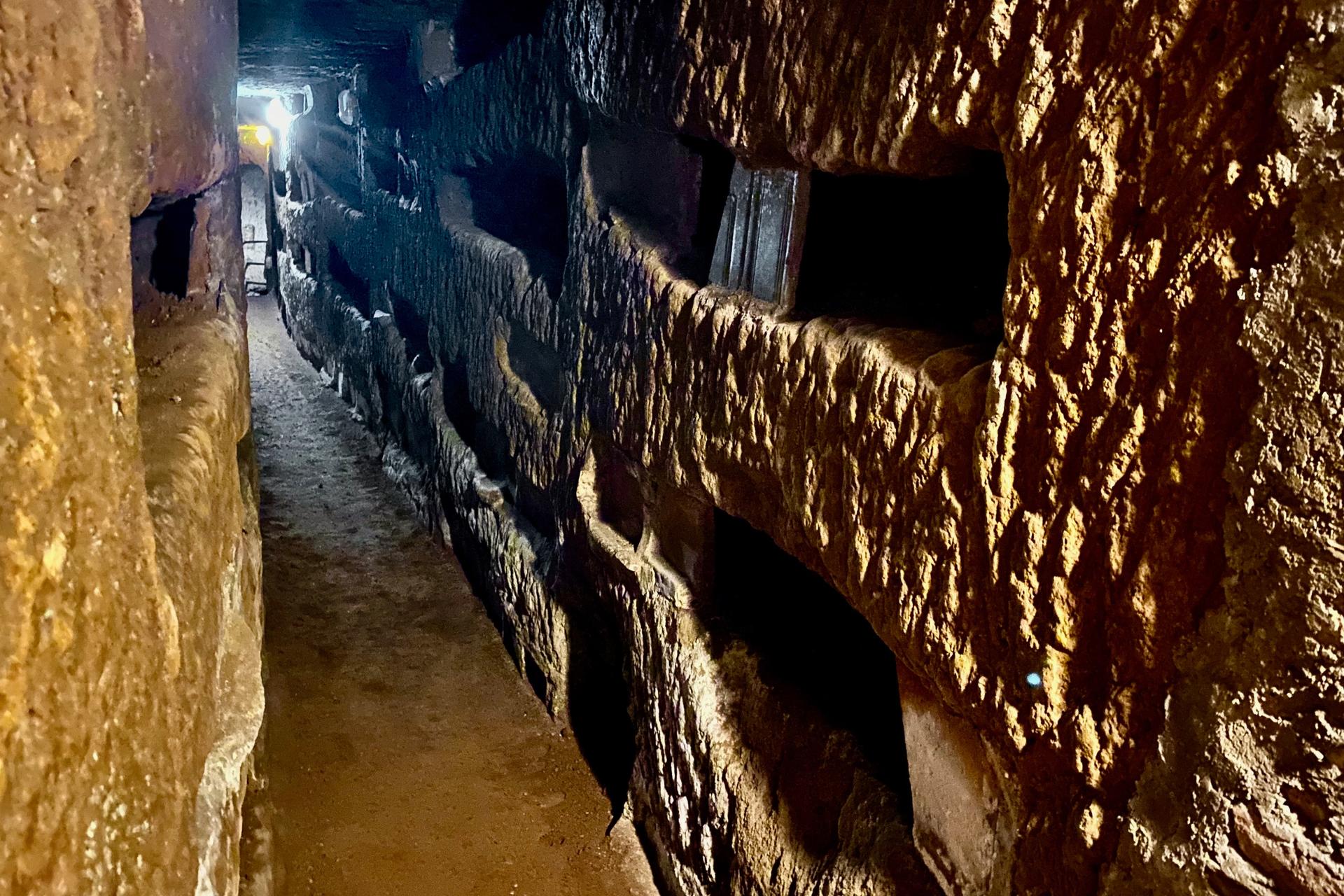 Roman Catacombs tour with transfers in Rome - Thumbnail 5