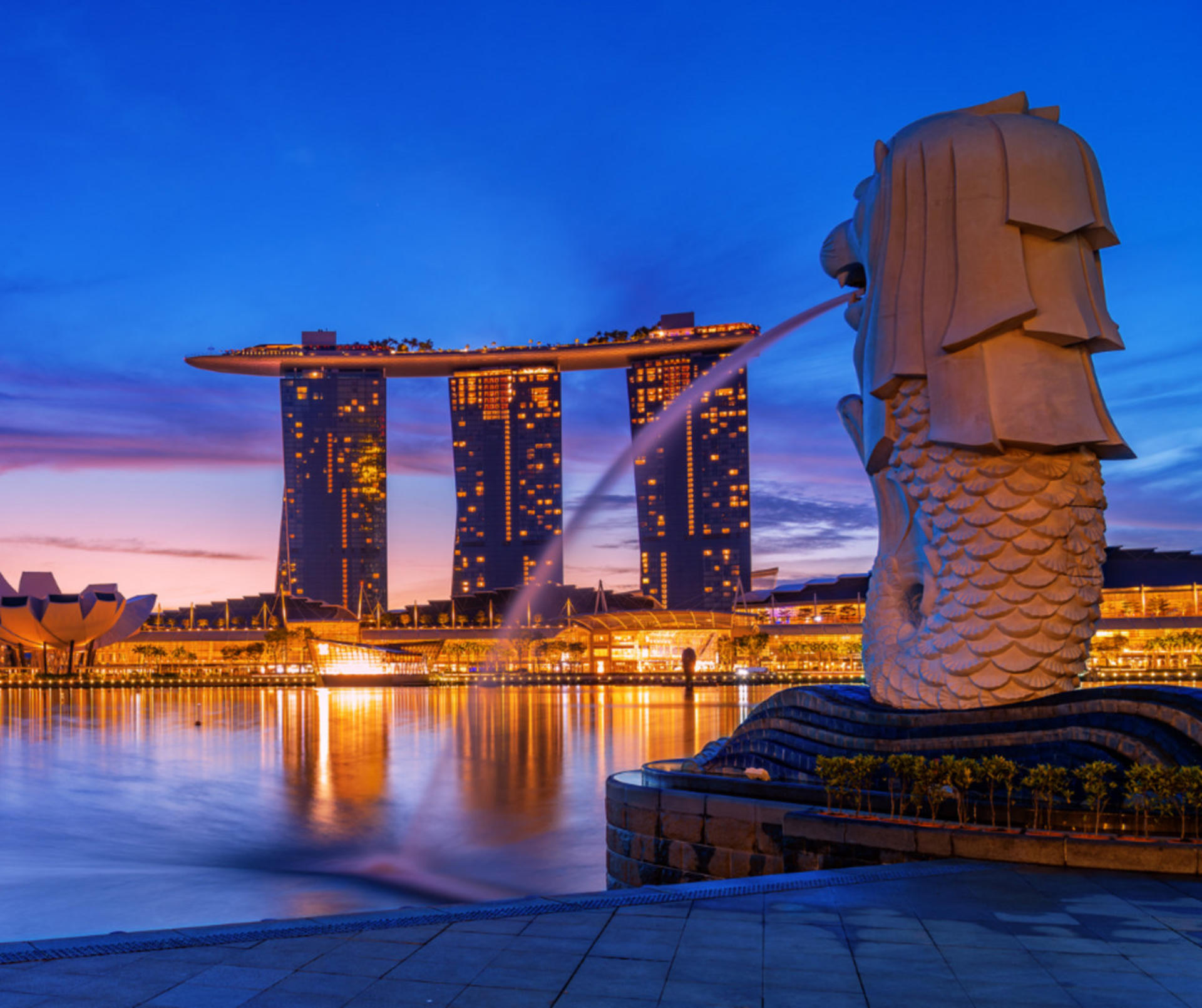 Singapore Crazy Rich Asians and IG Spots Walking Tour - Thumbnail 5