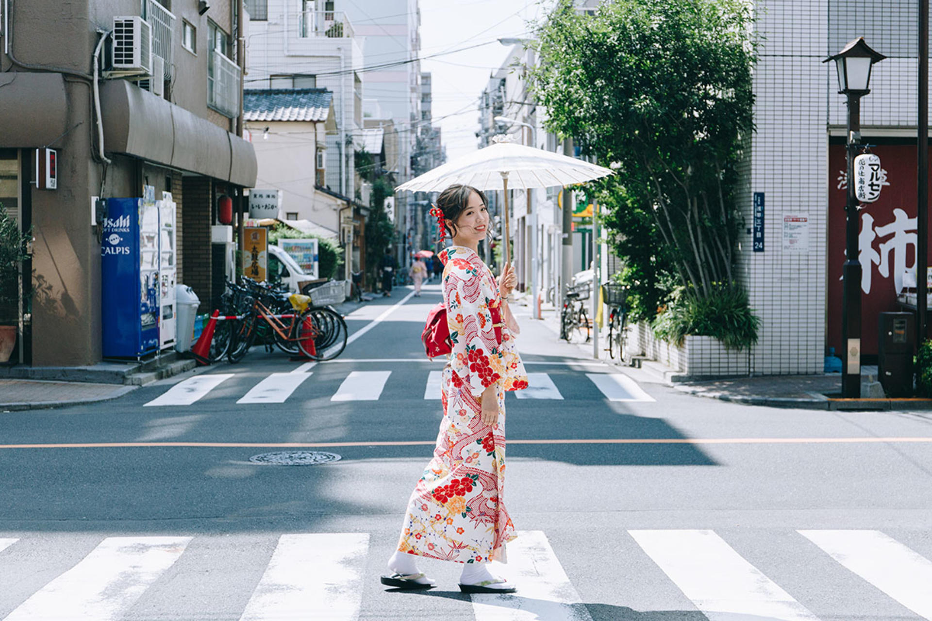 Asakusa Kimono&Yukata Rental at Kimono Miyabi Asakusa in Main Branch - Thumbnail 12
