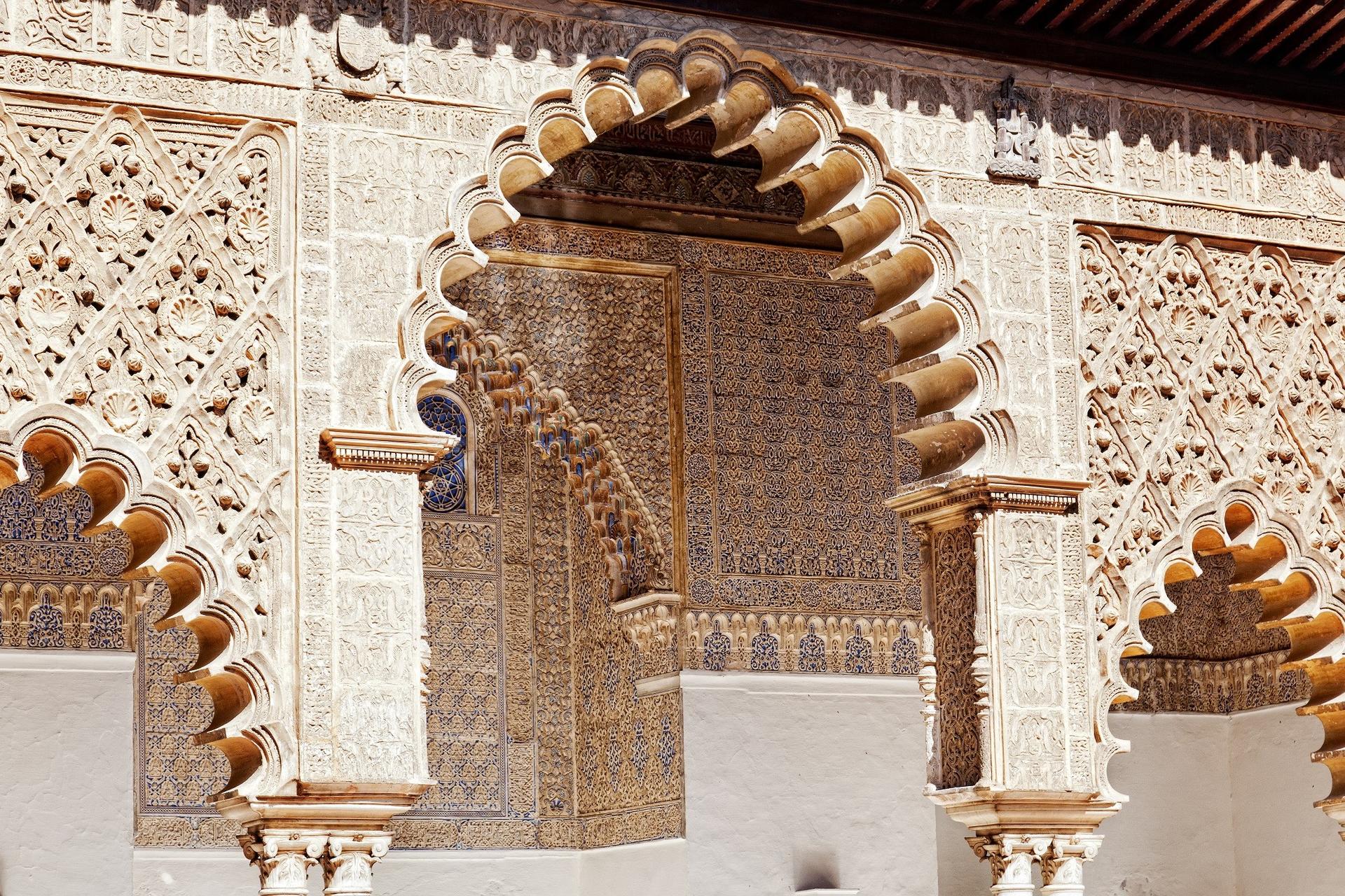 Alcazar, Cathedral and Giralda Tour in Seville - Thumbnail 4