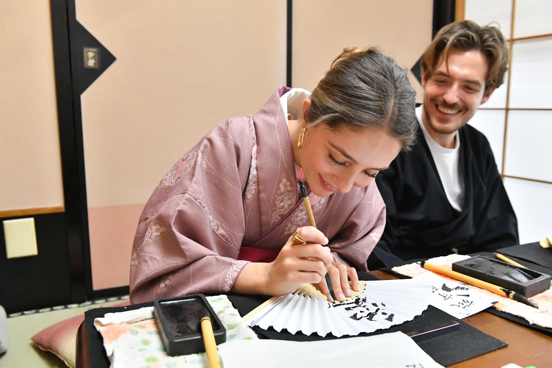 Learn Japanese calligraphy and Zen while wearing a kimono - Image 1