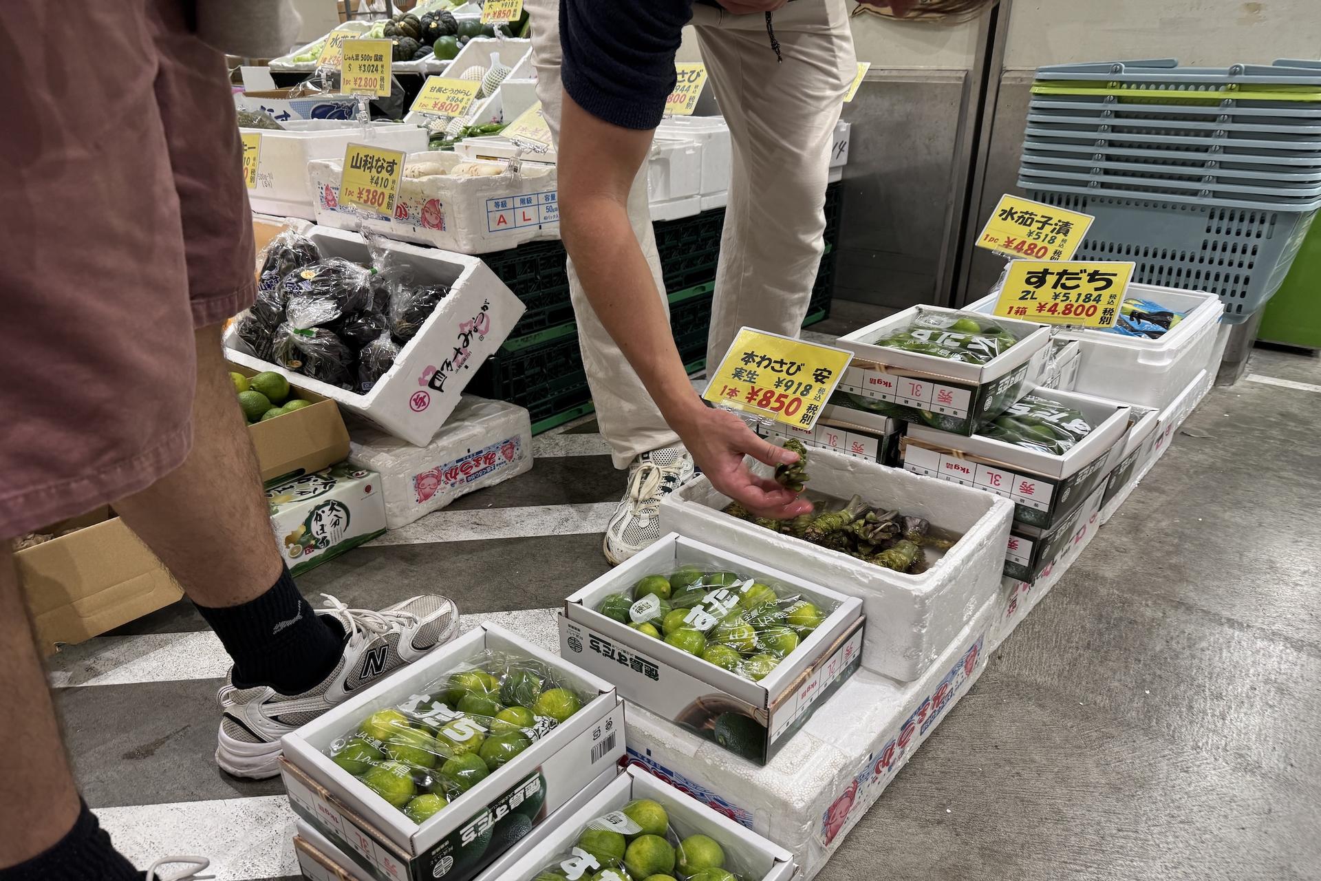 Tokyo Toyosu Tuna Auction + Breakfast (Sushi Dai or Bentomi) - Thumbnail 4