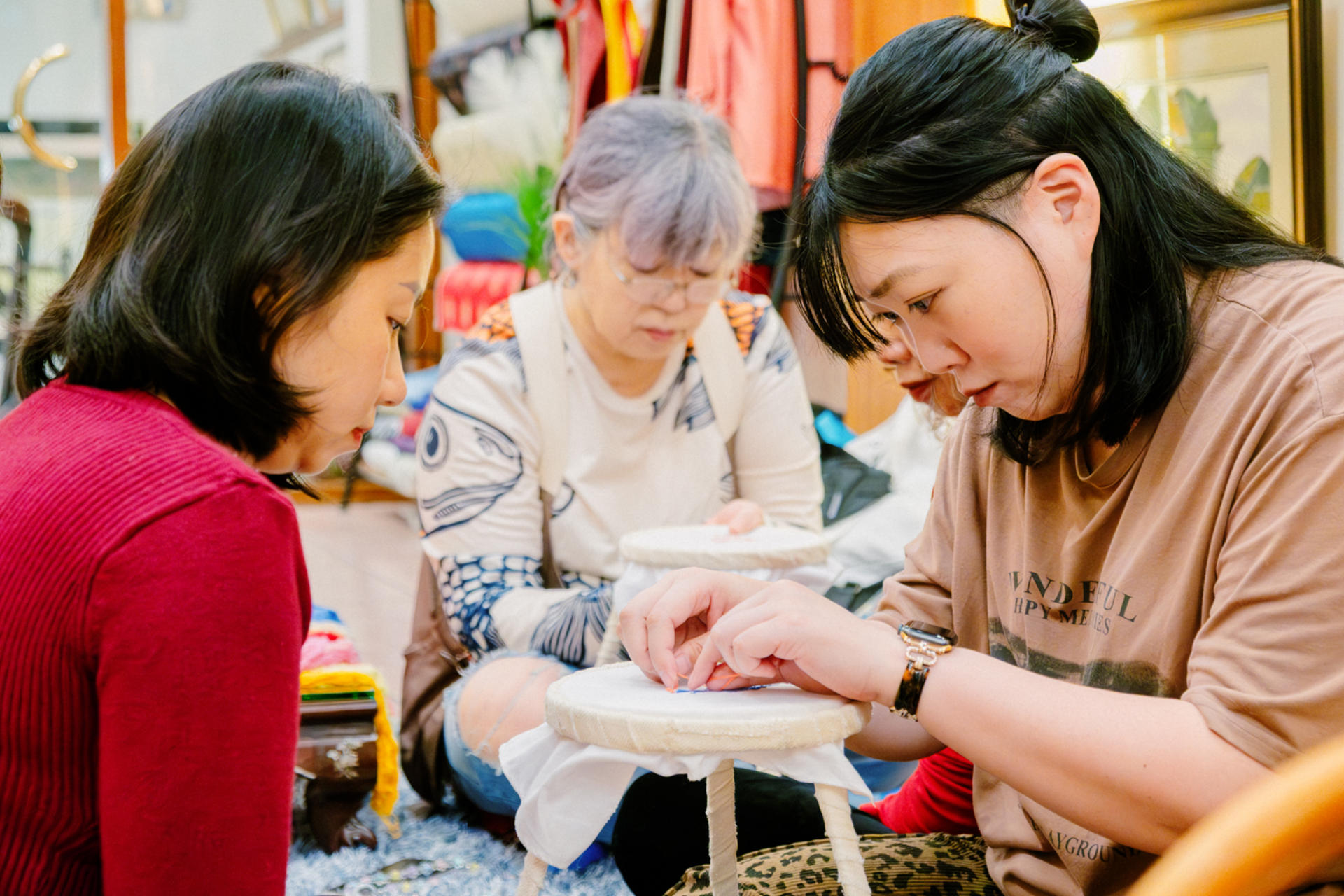 Hanoi's Heritage: Embroidery Workshop in Traditional House - Thumbnail 6