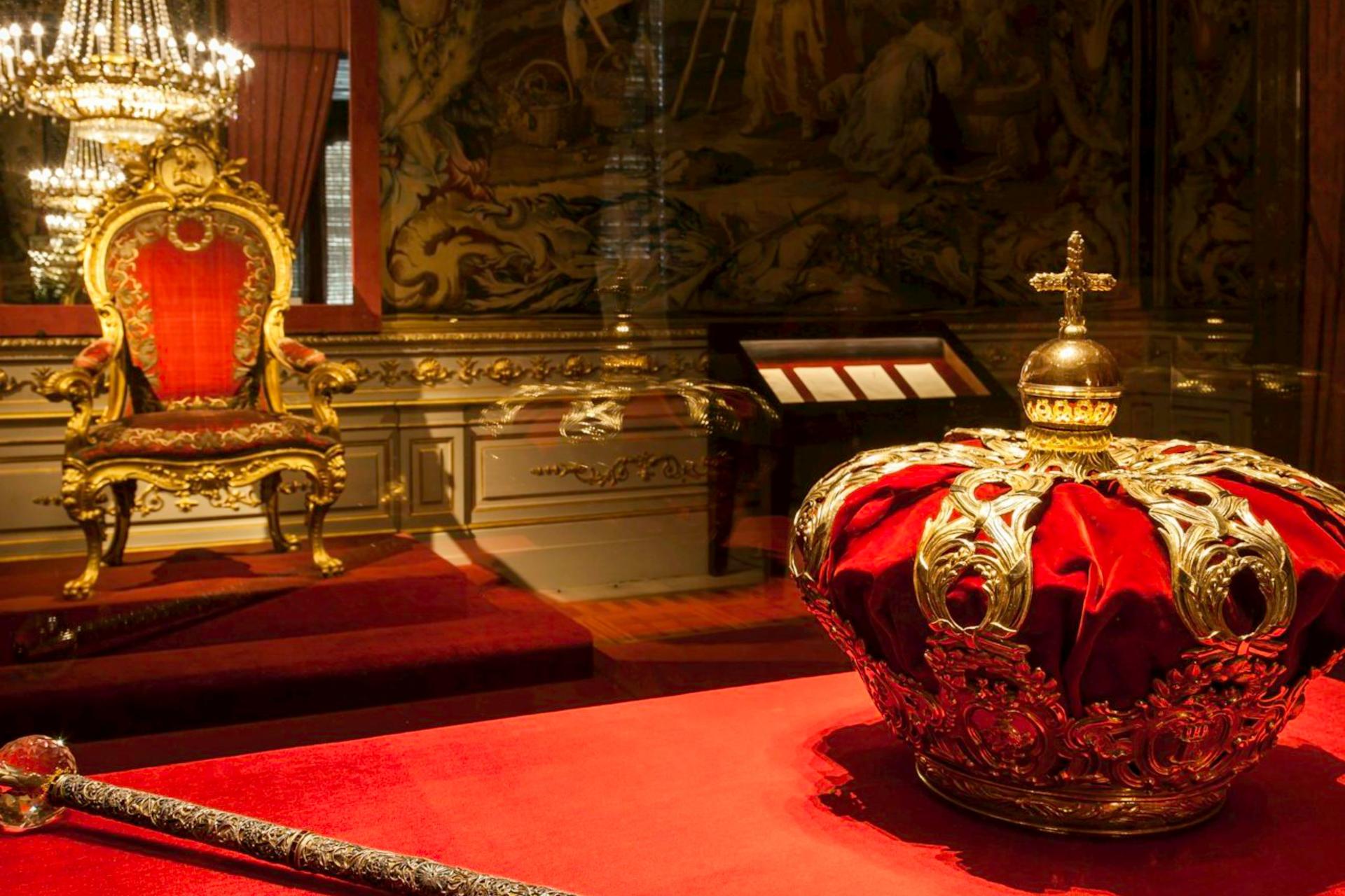 Royal Palace of Madrid: Entry Tickets and Guided Tours - Thumbnail 9