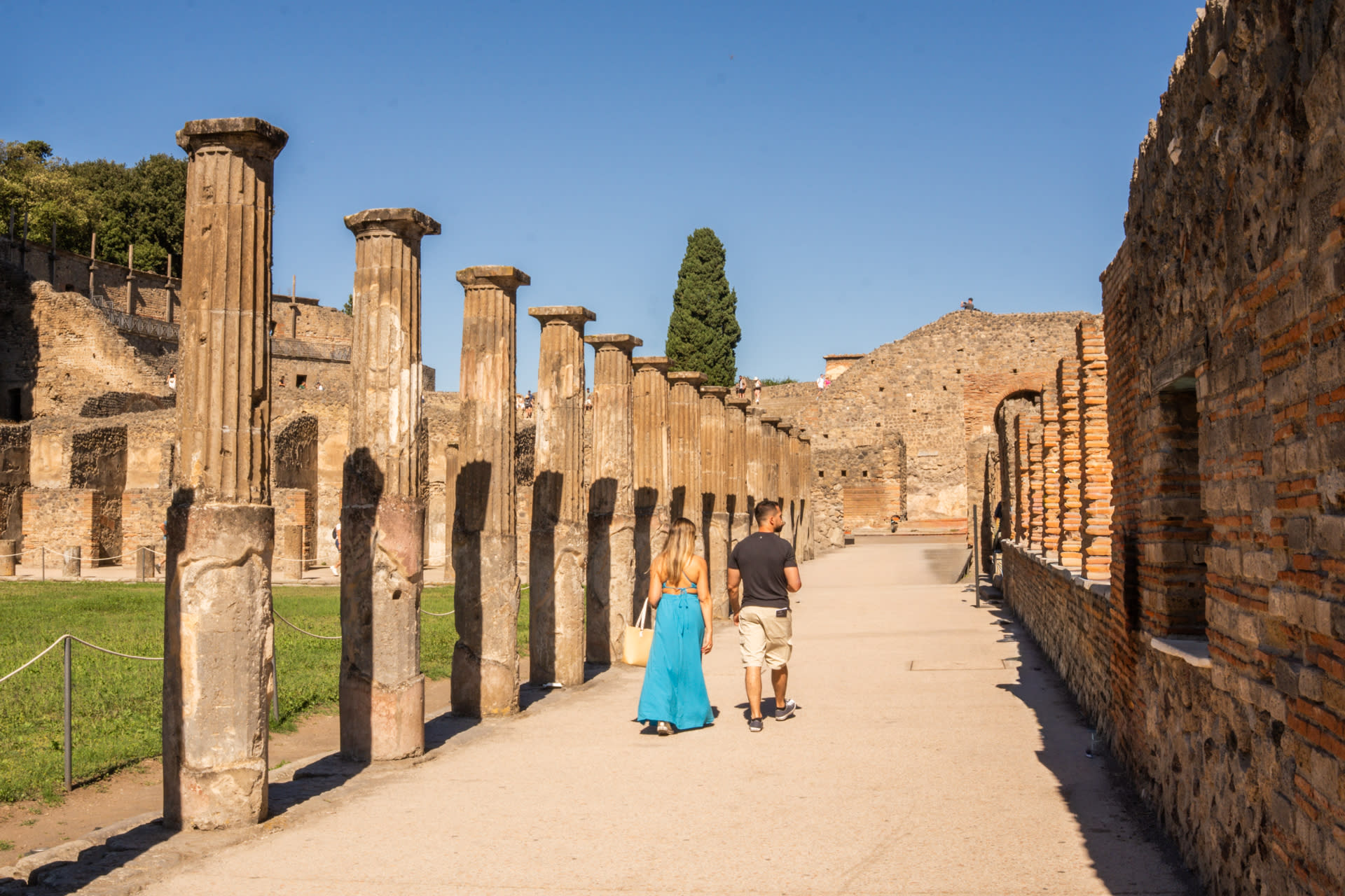 From Rome: Pompeii with Archaeologist & Lunch in Sorrento - Thumbnail 11