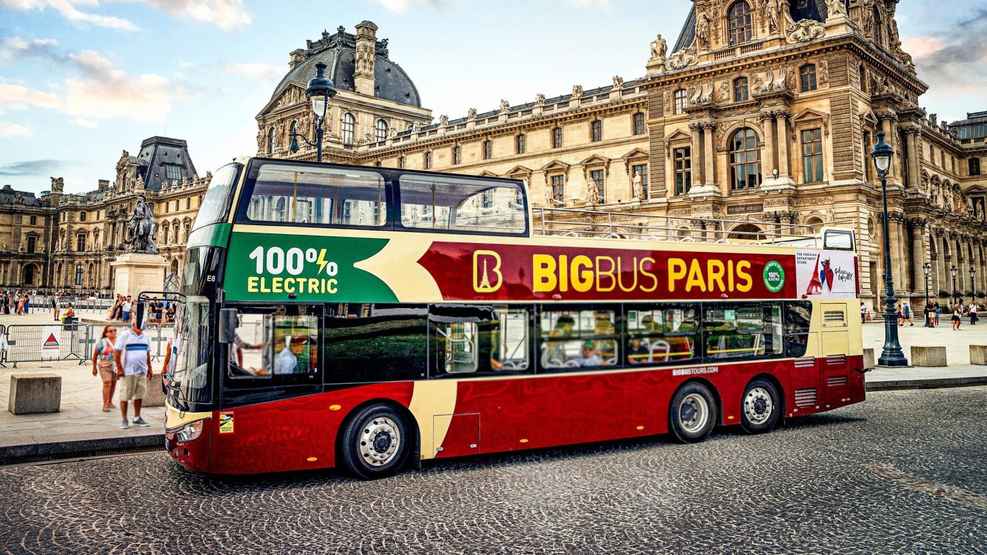 Hop-on hop-off bus with Arc de Triomphe ticket in Paris - Thumbnail 7
