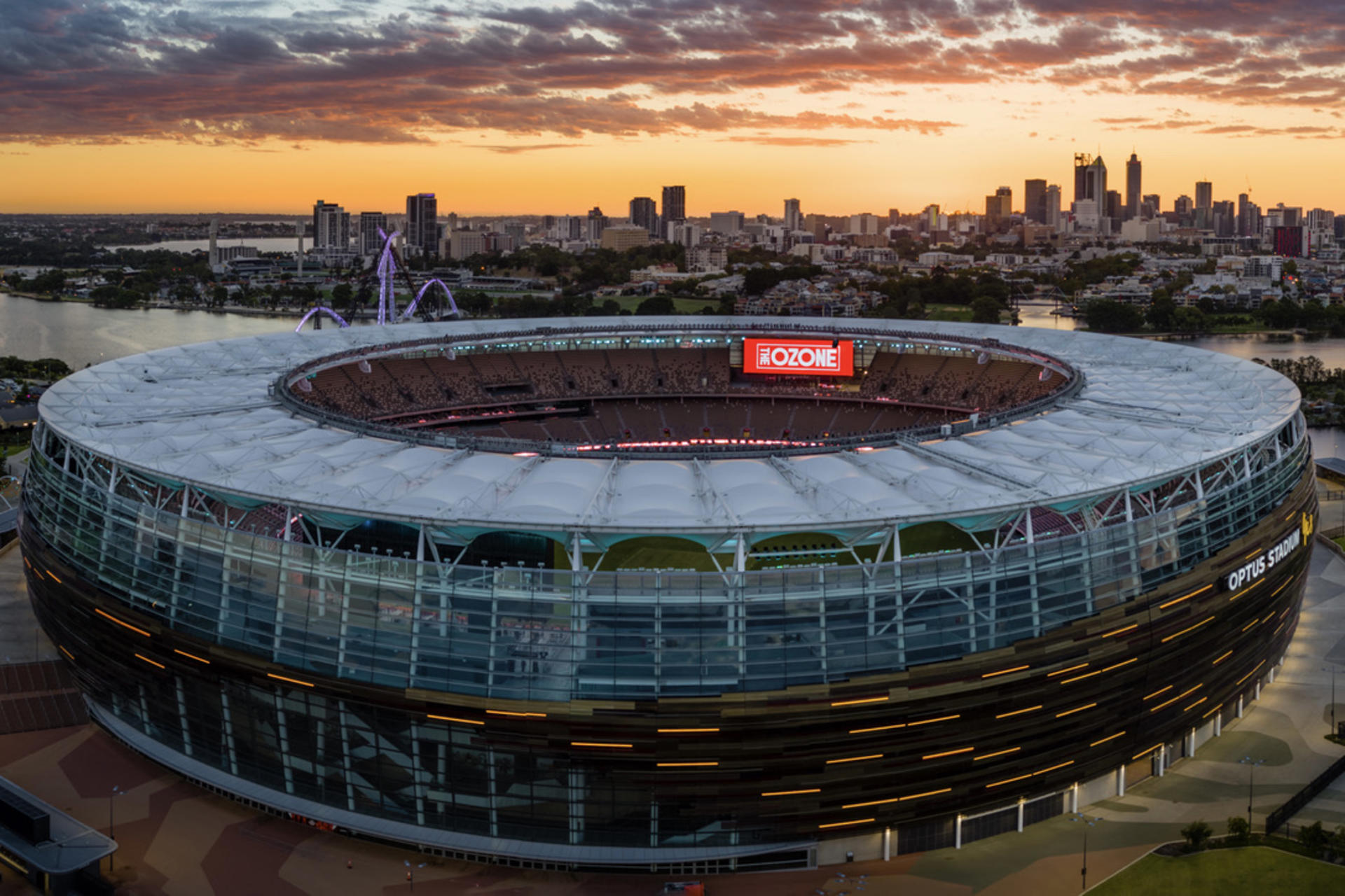 Optus Stadium HALO Rooftop Tour in Perth - Thumbnail 9