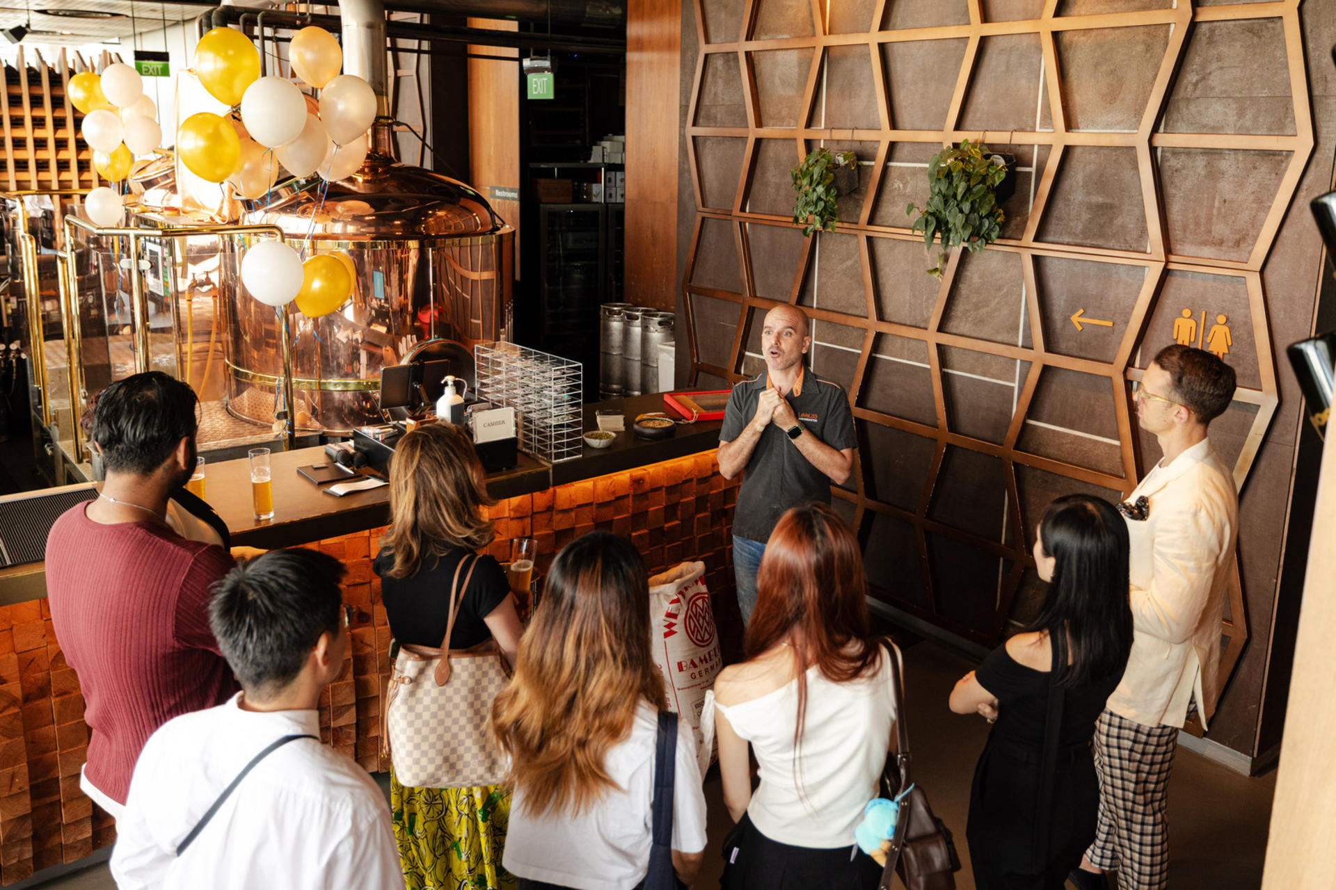 Brewery Tour at Singapore LeVeL33  - Thumbnail 5