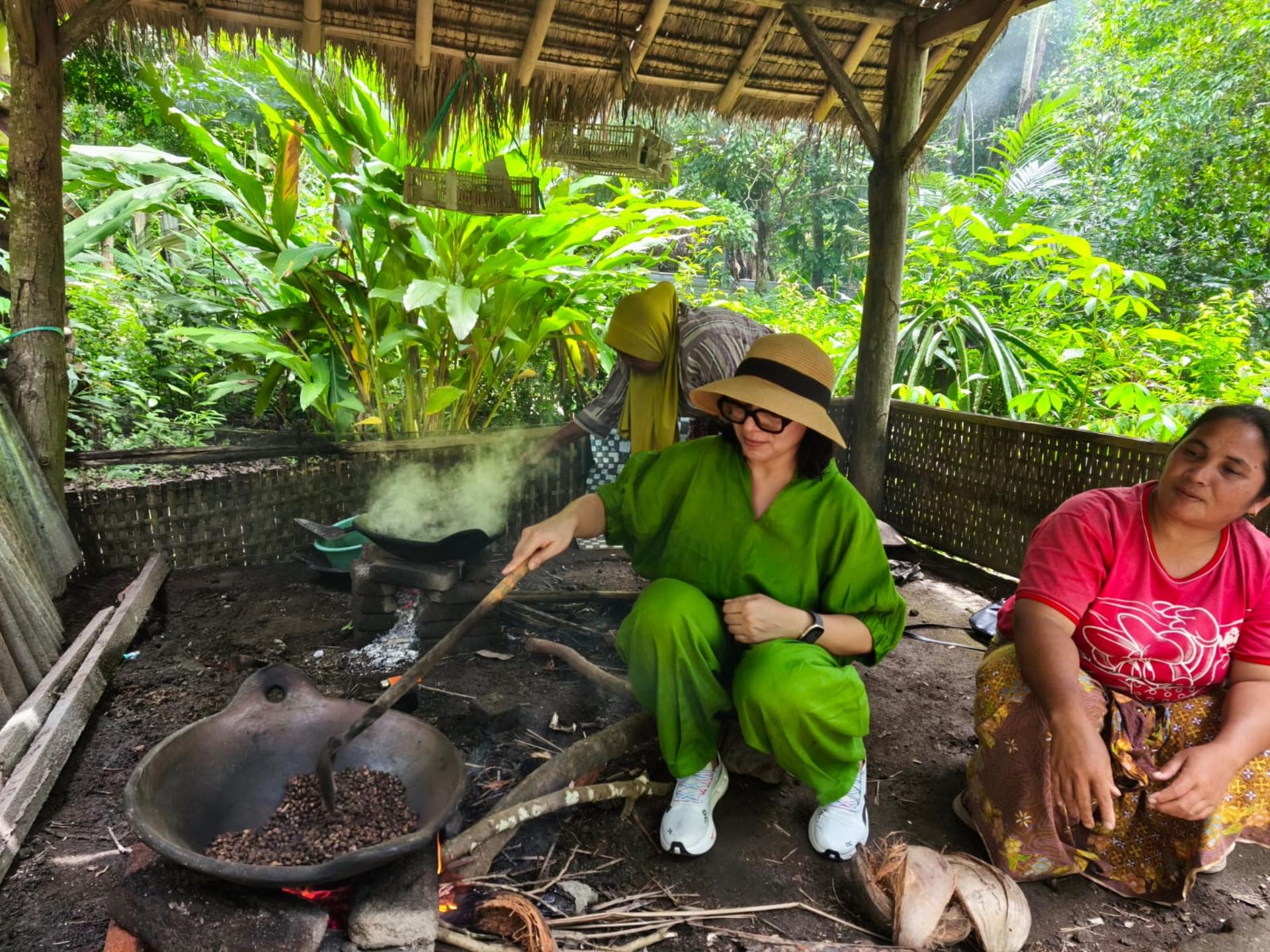 Lombok Local Village Tour & Workshop | Multilingual Guide - Thumbnail 7