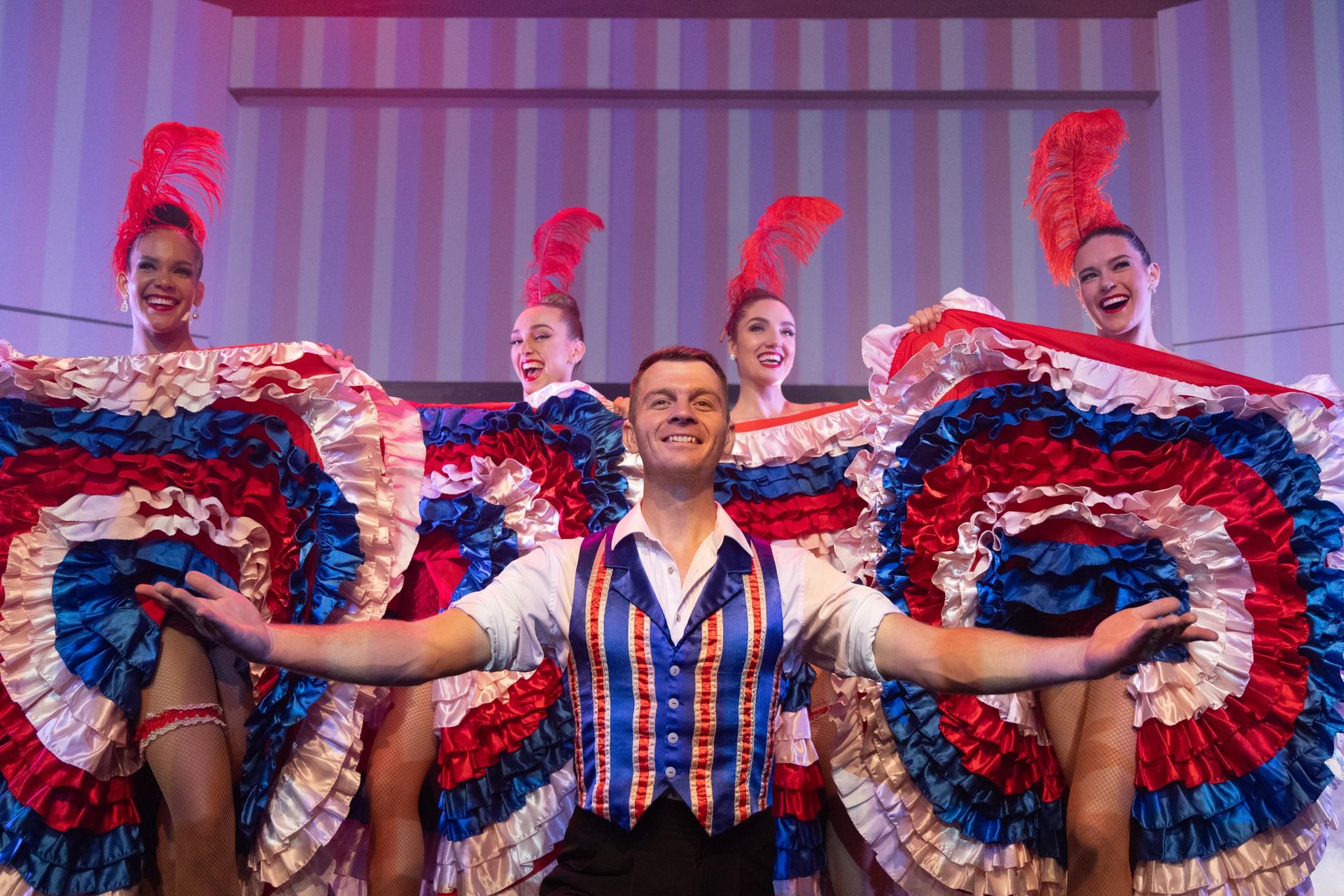 Sydney Classic Cabaret Dinner - Thumbnail 18