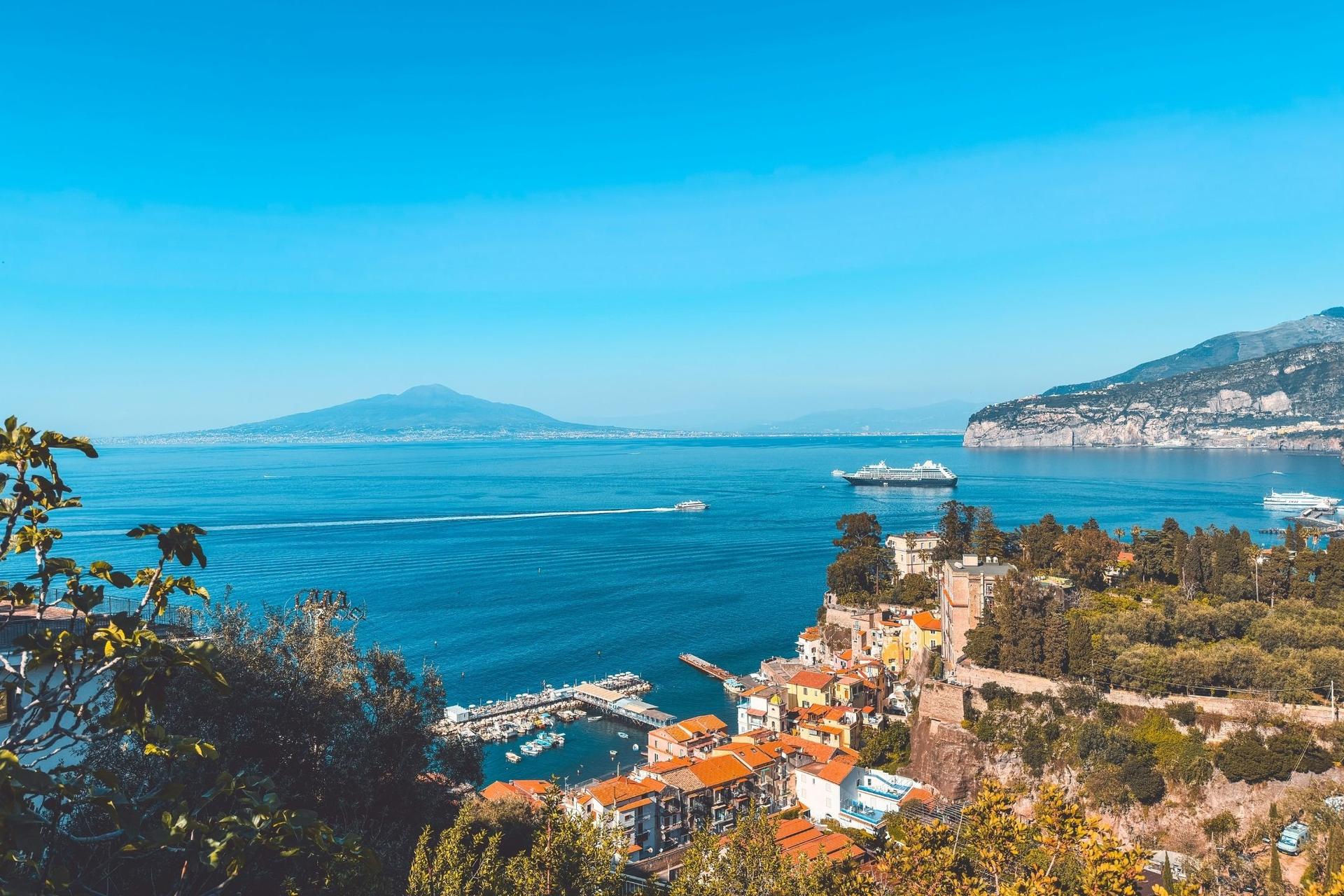 Sorrento - Amalfi Fast Ferry Ticket - Thumbnail 4