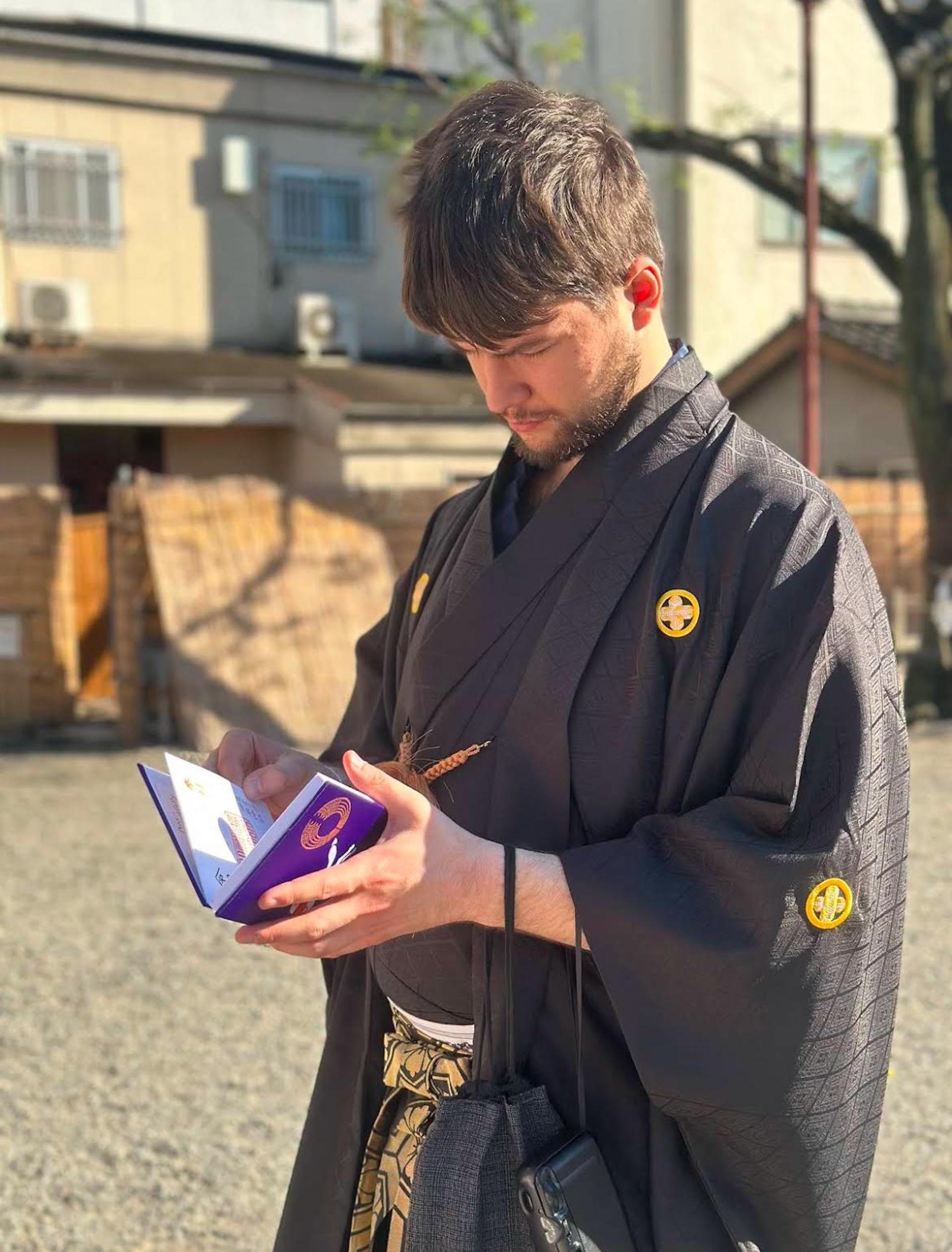 Kimono rental & original chopsticks making experience in Asakusa - Thumbnail 12