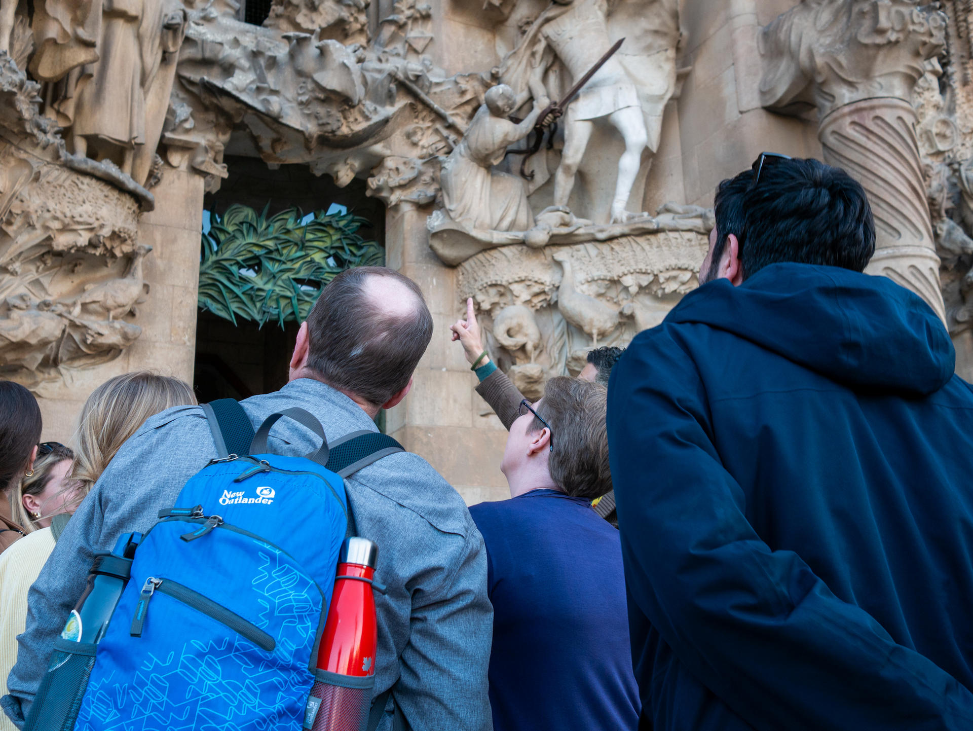 Sagrada Familia Golden Hour & Casa Mila Tour with Cava Tasting  - Thumbnail 34