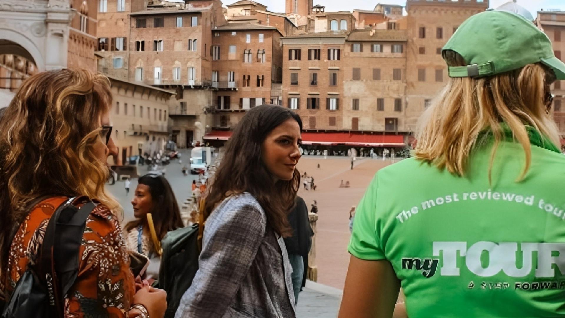 Cathedral and city walking tour in Siena - Thumbnail 2