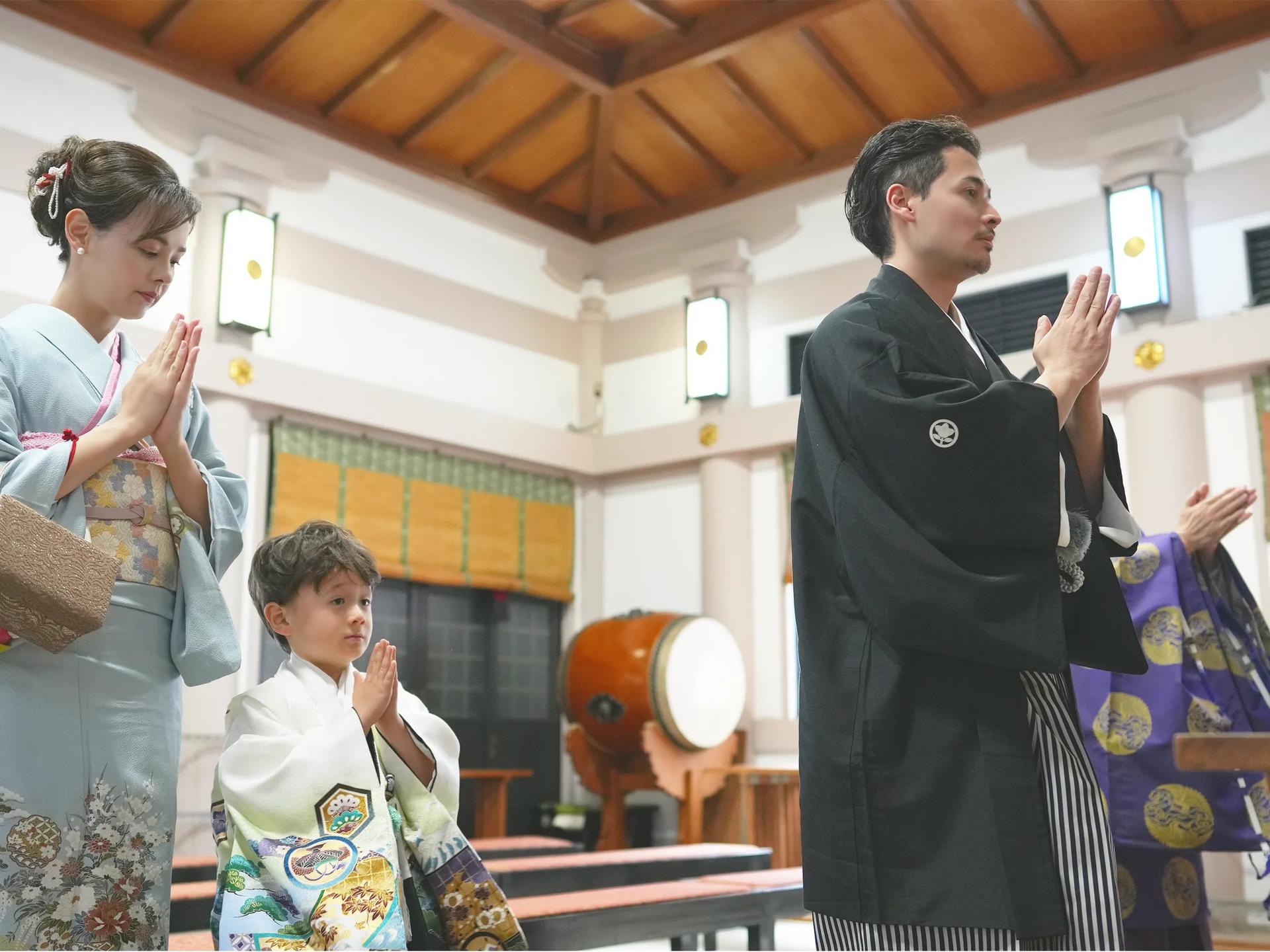 Authentic Japanese Kimono Rental and Photography Experience (Osaka Castle, Namba Shrine, Street Snap Walk) - Thumbnail 25