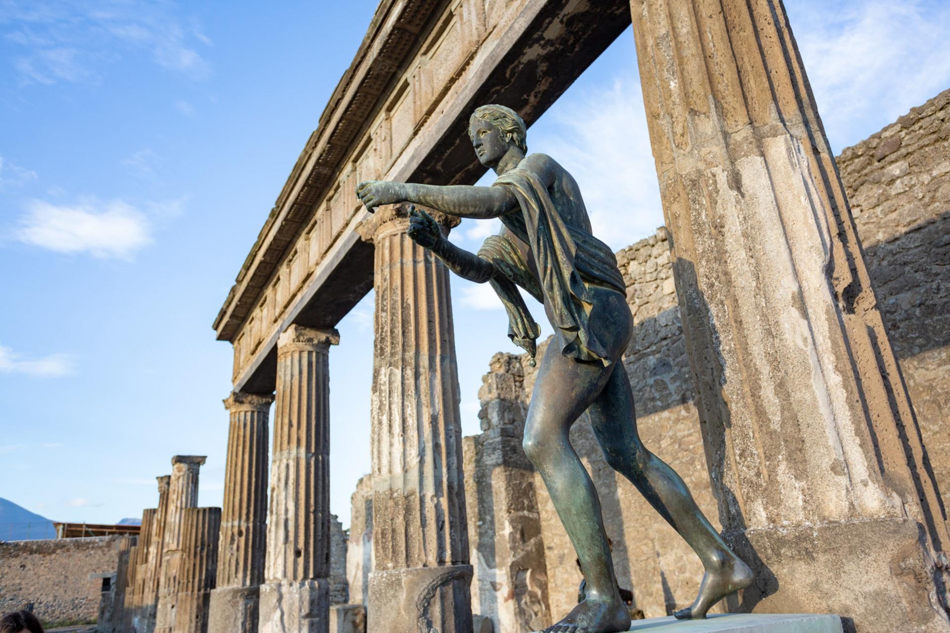 Pompeii and Its Ruins Day Trip with Transfer from Rome - Image 1