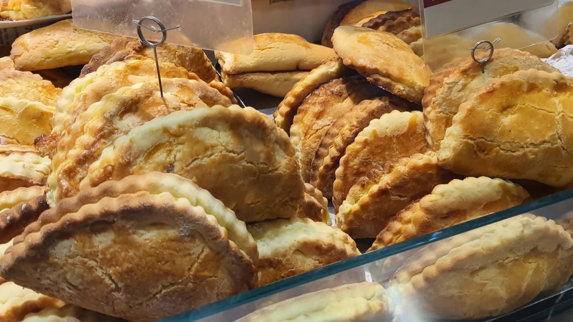 Street food tour with food tasting in Milan - Thumbnail 4