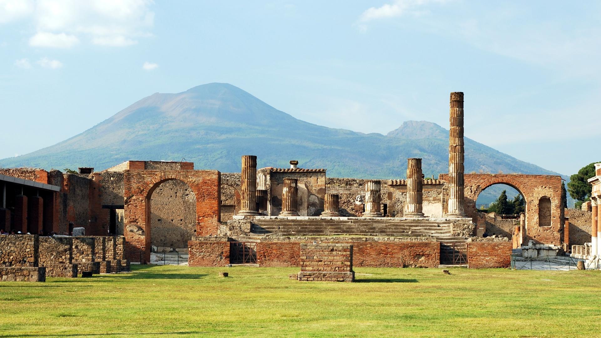 From Rome: Best of Pompeii Guided Tour and Sorrento Day Trip - Thumbnail 2