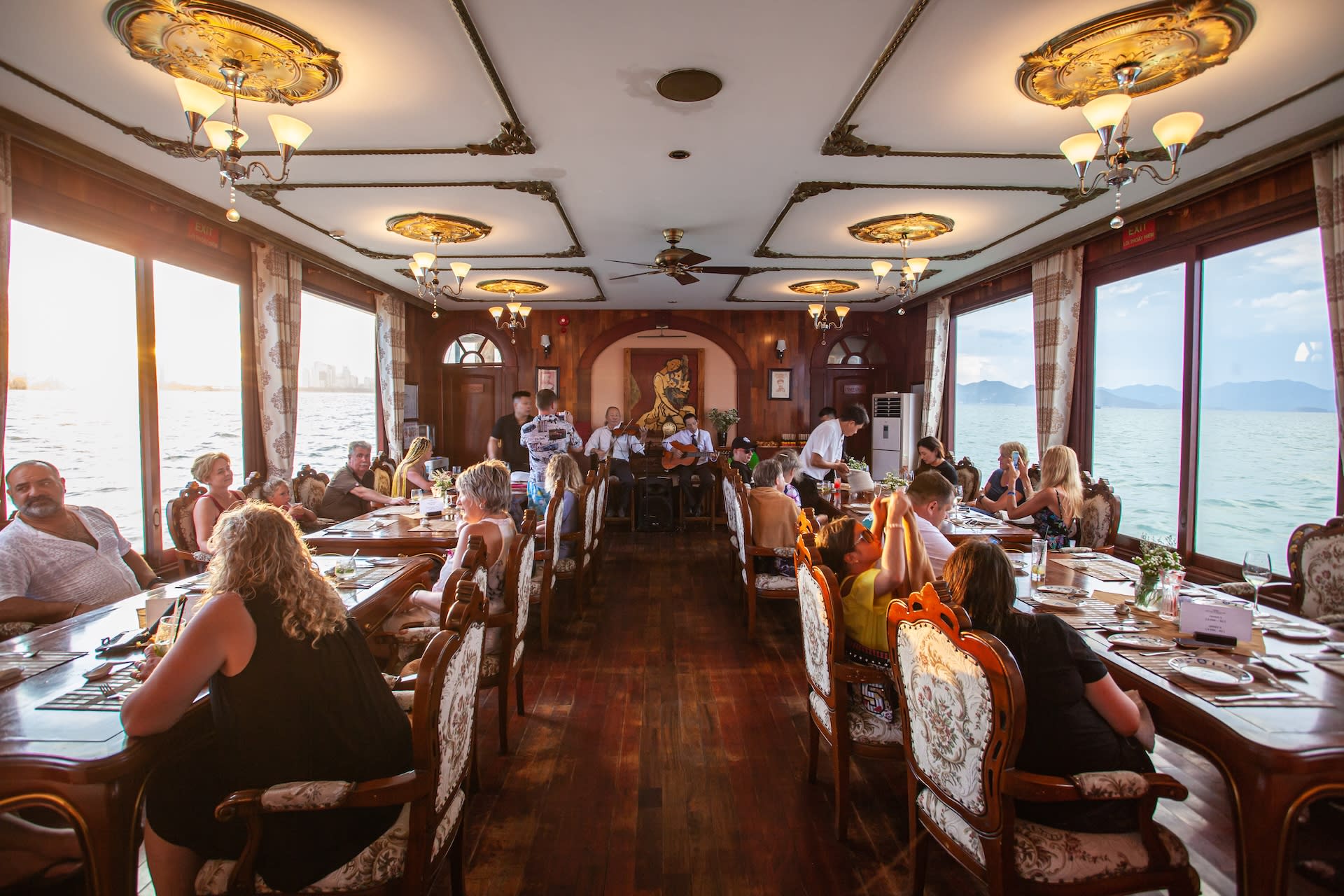 Sunset Cocktail and Dinner Luxury Emperor Cruise in Nha Trang - Thumbnail 11