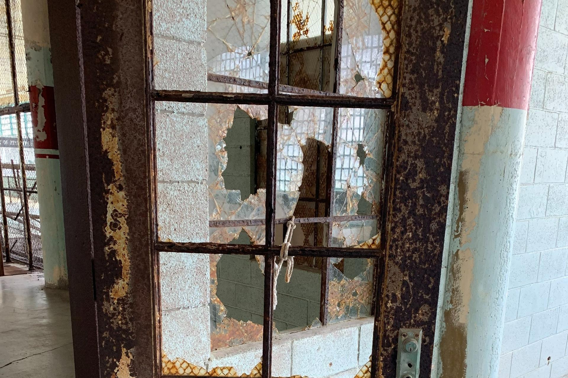 San Francisco Alcatraz Half-Day Historical Tour - Thumbnail 6