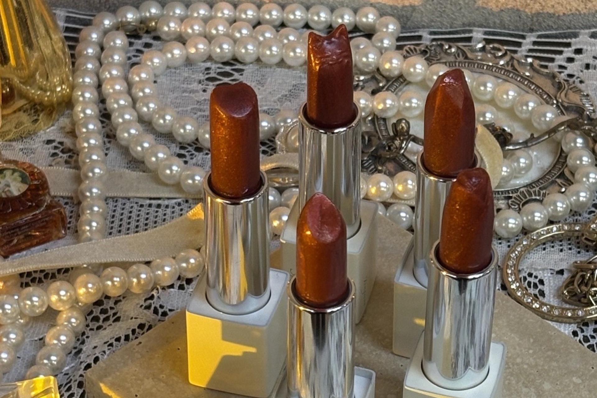 Tokyo: Create Your Own Unique Lip Balm Experience - Thumbnail 2
