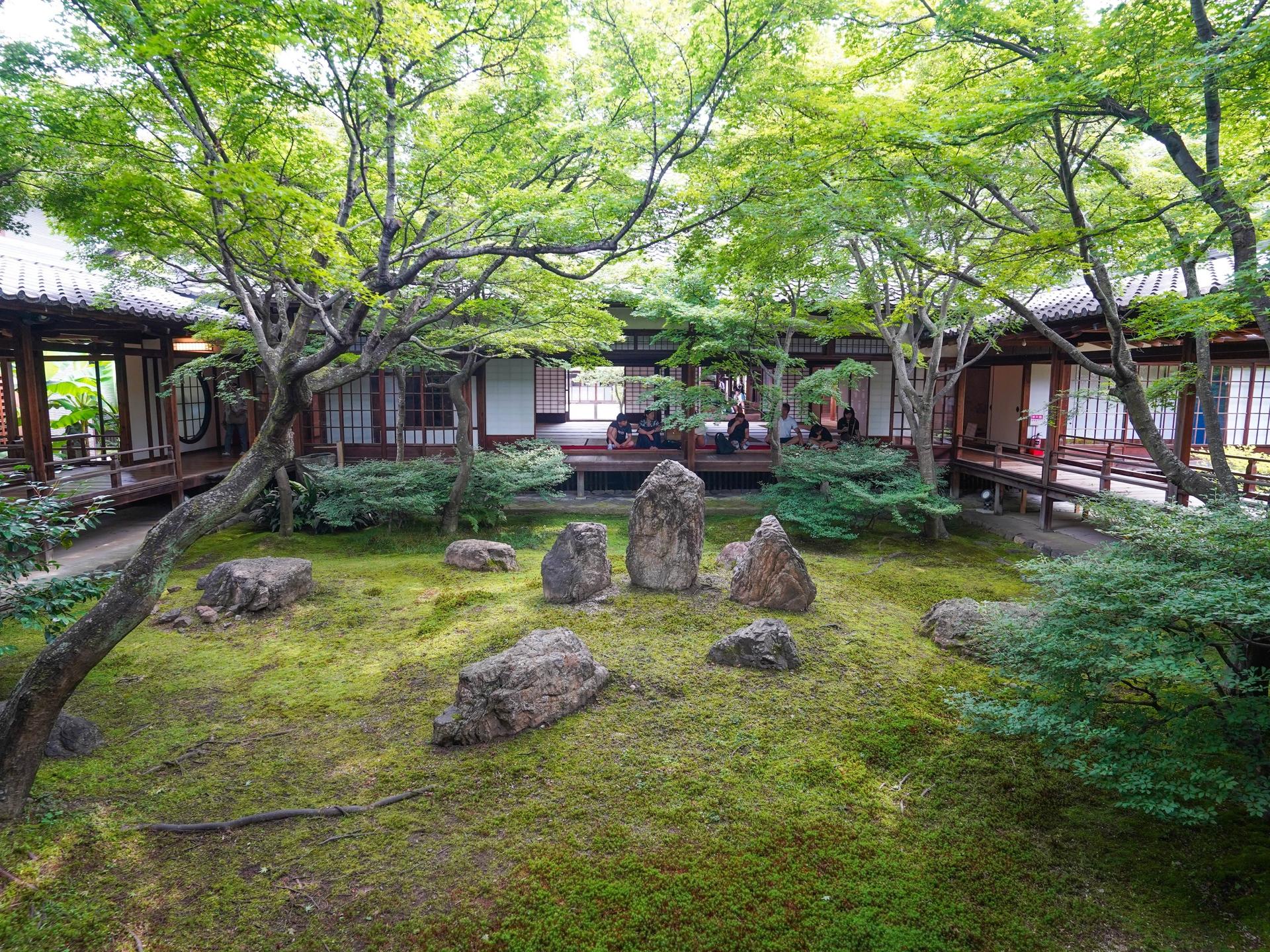 Kyoto Gion Tea ceremony & Wabi-sabi Walking Tour - Thumbnail 9