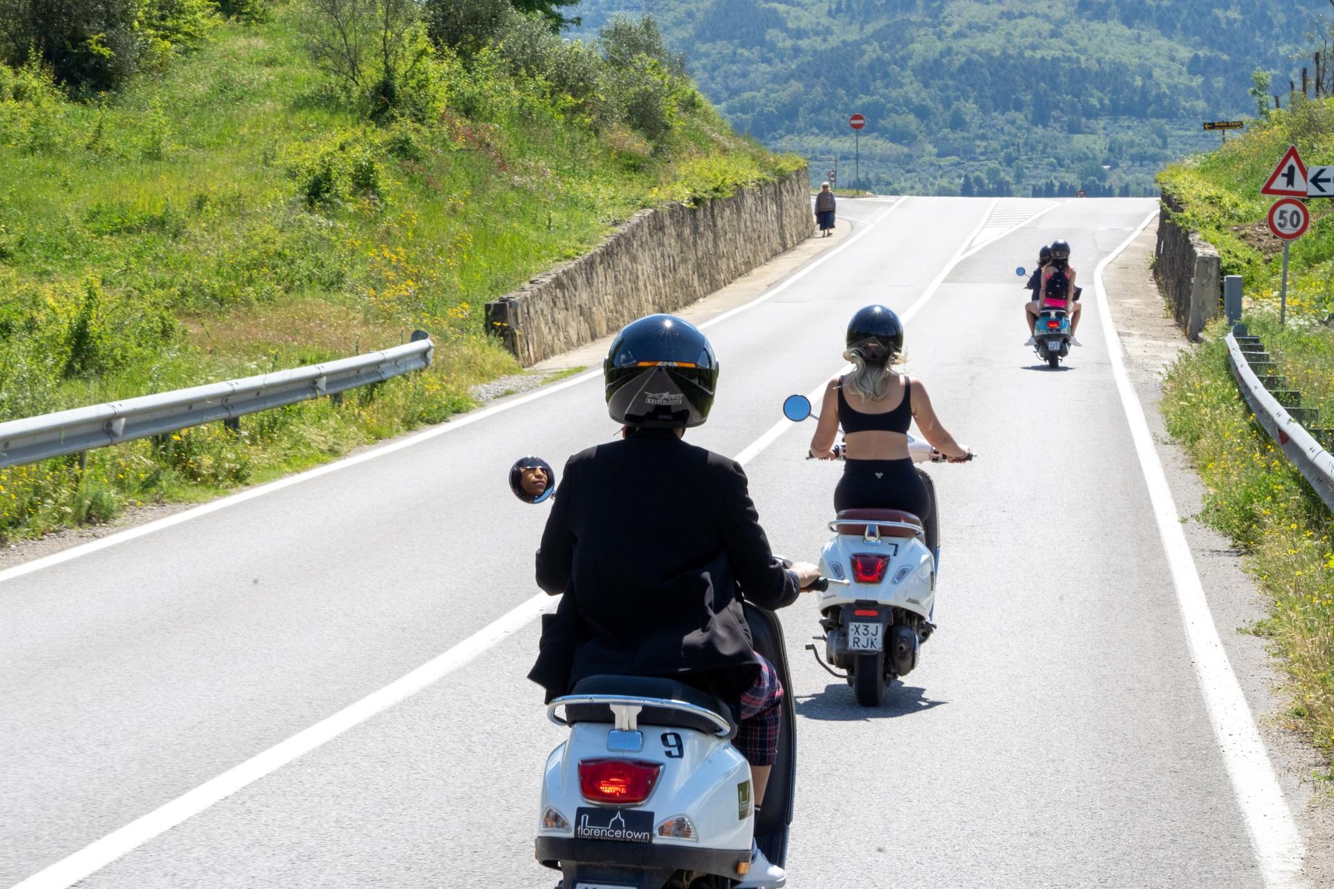 Tuscan Dream Ride - Chianti Guided Vespa Adventure from Florence - Thumbnail 3