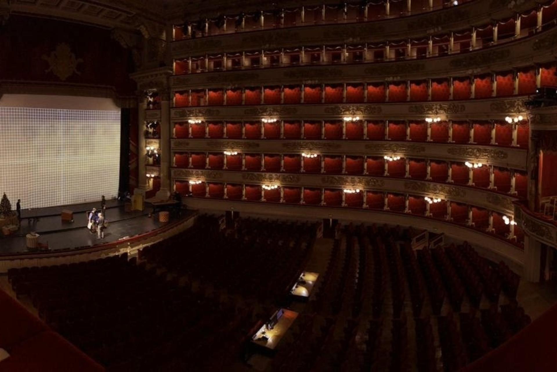 Milan La Scala Theatre Tour with Skip-the-Line Access - Thumbnail 5
