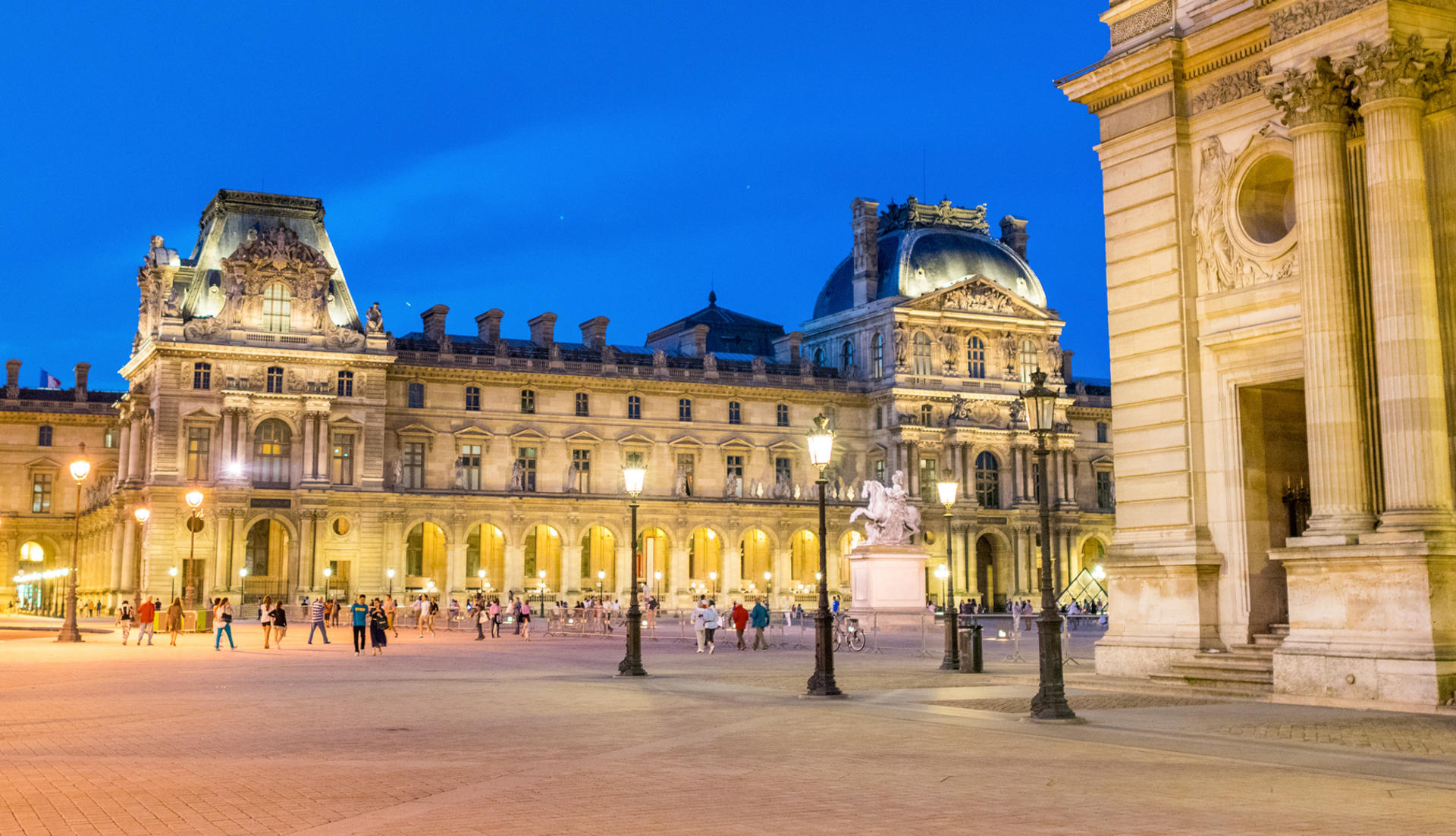 The Louvre Museum Ticket - Thumbnail 4