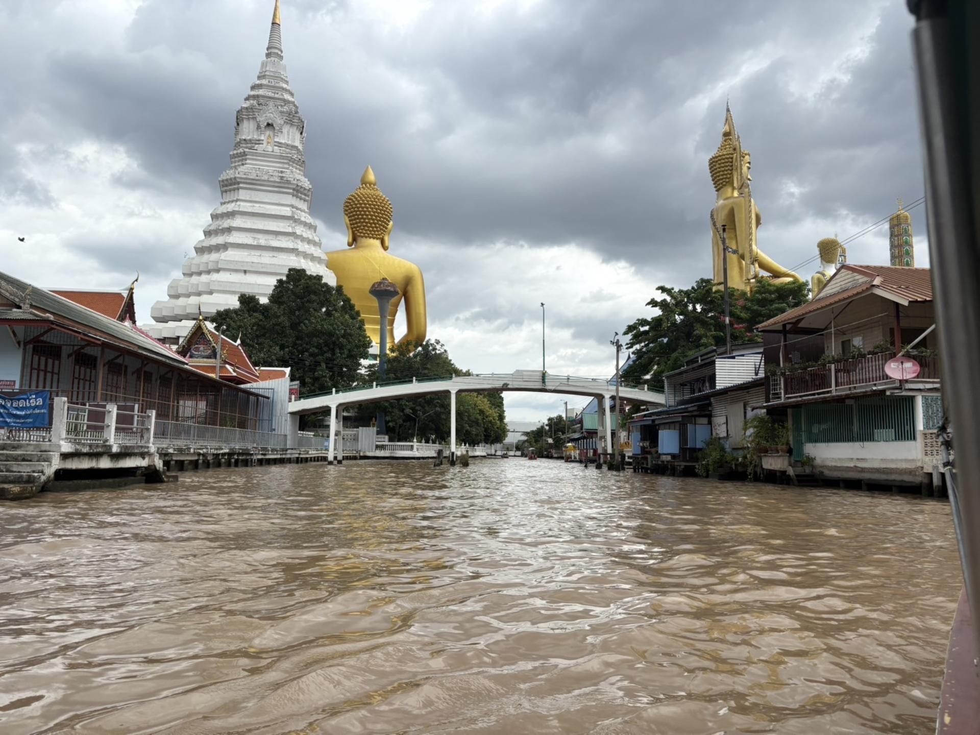 Bangkok Canals Hop-On Hop-Off Boat Tour - Thumbnail 2