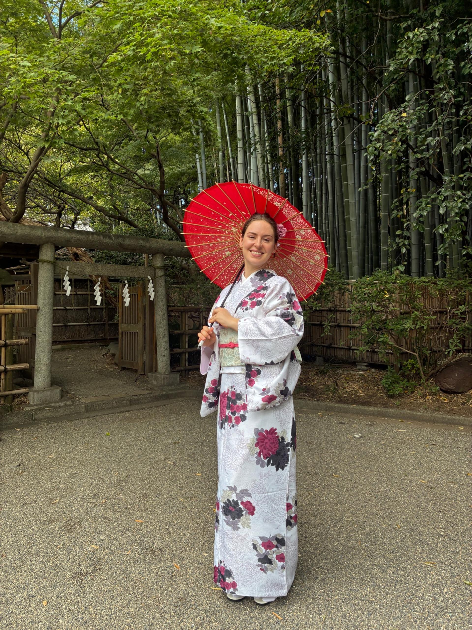 Tokyo: Private Kimono Dressing & Shrine Stroll Experience - Thumbnail 7