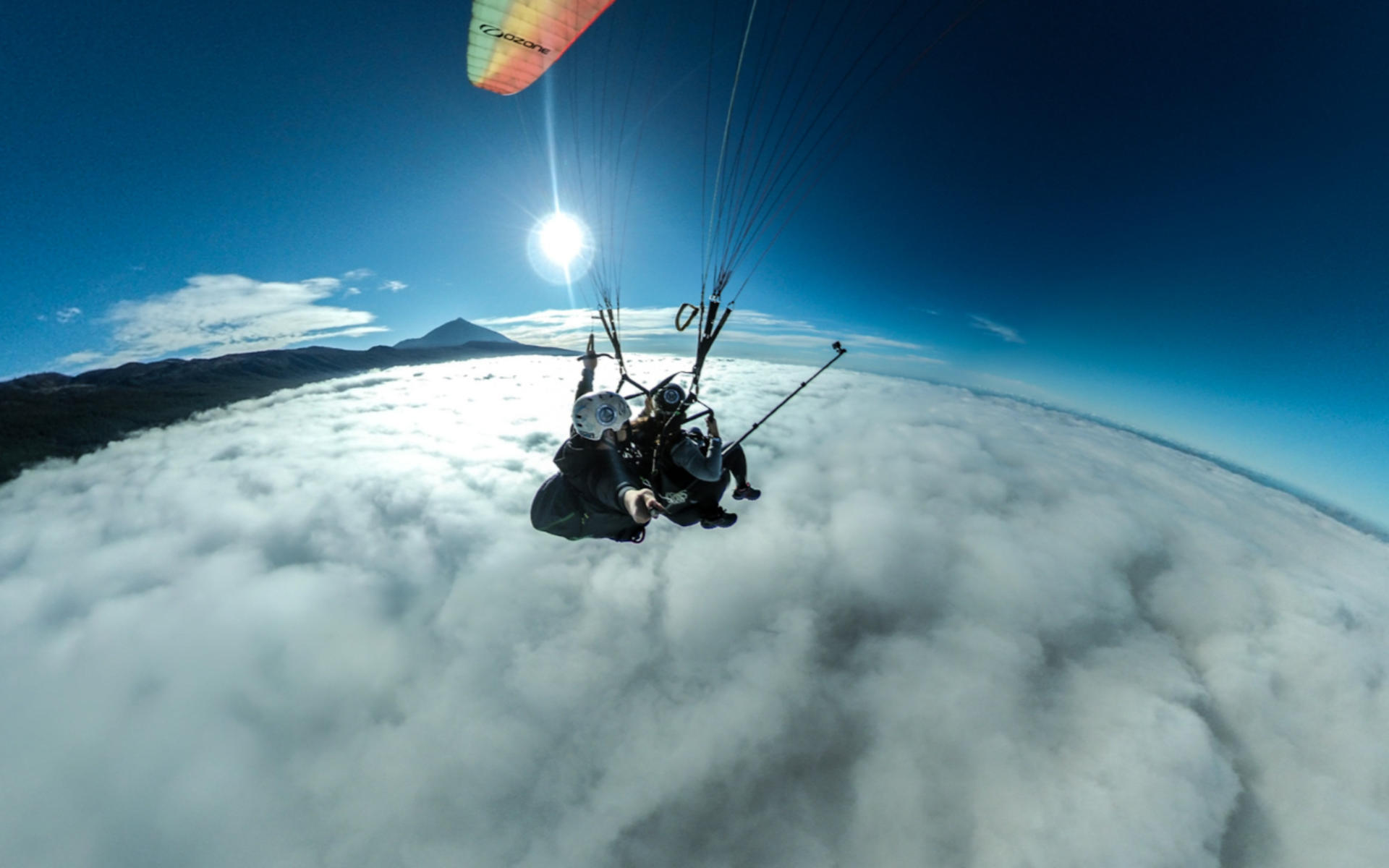 Paragliding Experience from Teide to Puerto de la Cruz - Thumbnail 3