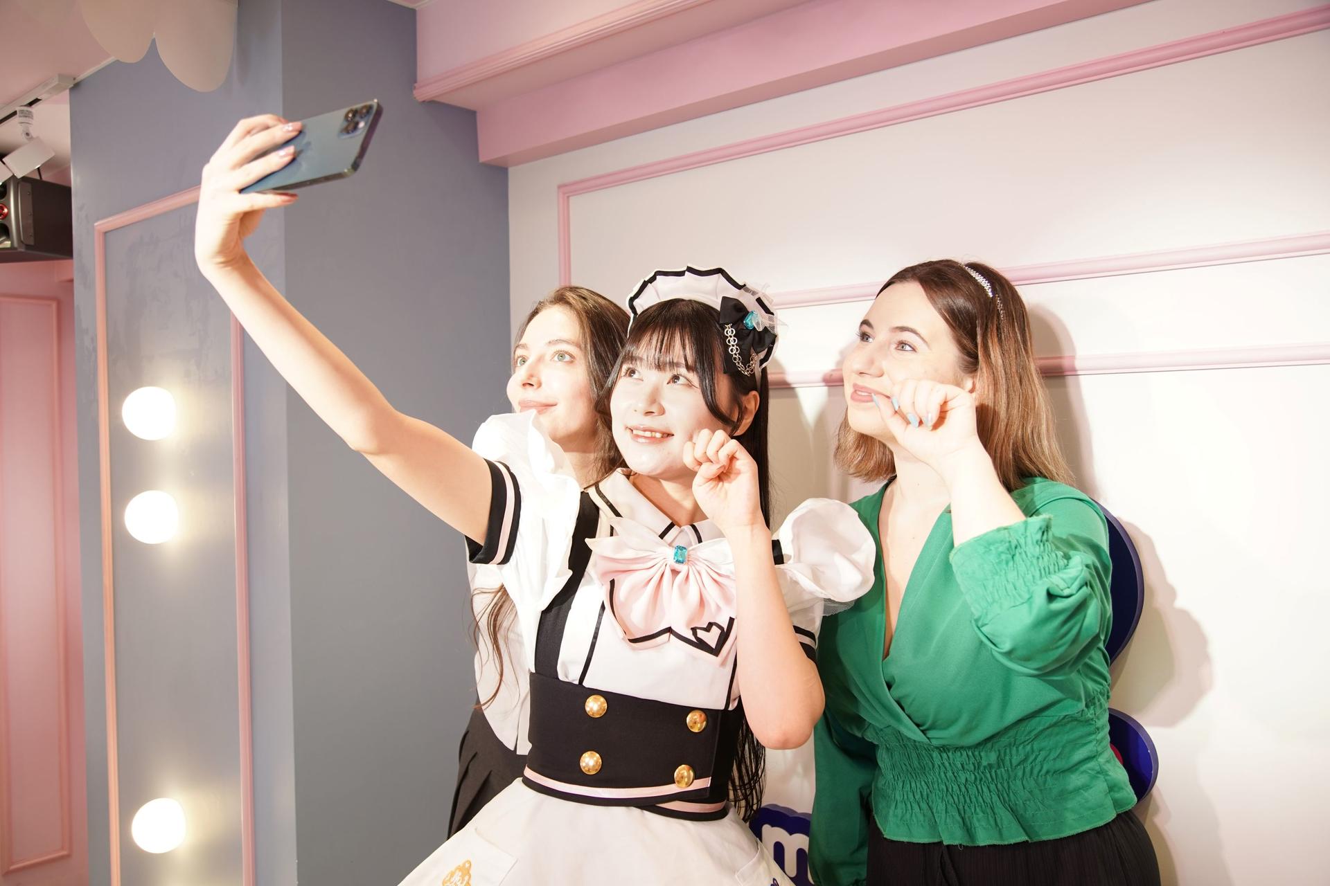 Maid Cafe Experience: Maidreamin (Akihabara) - Thumbnail 35