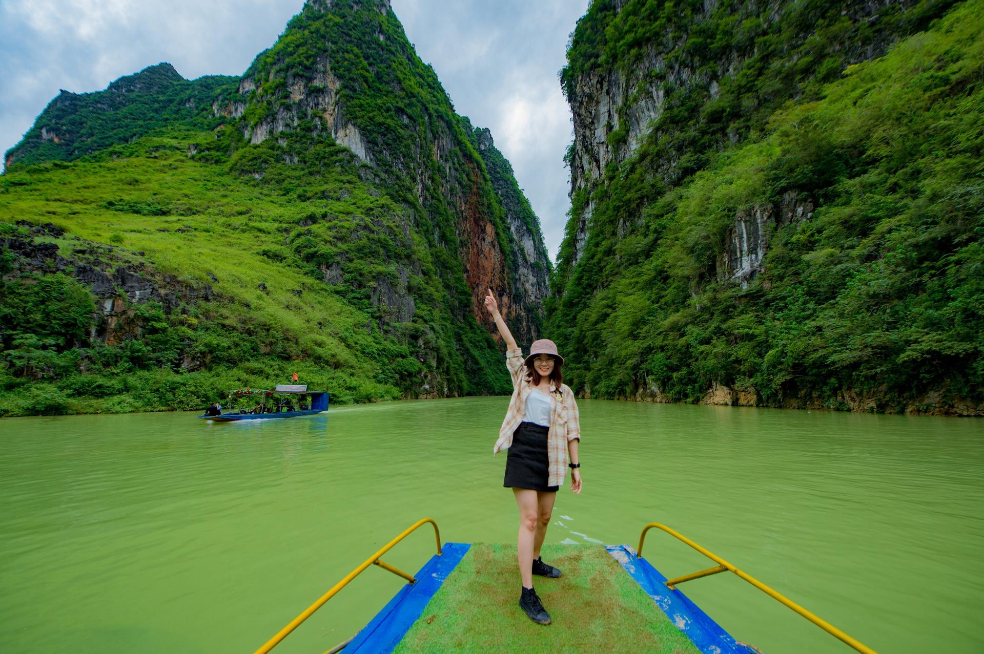 3D2N Ha Giang Tour from Hanoi, Boating on Nho Que River  - Thumbnail 3