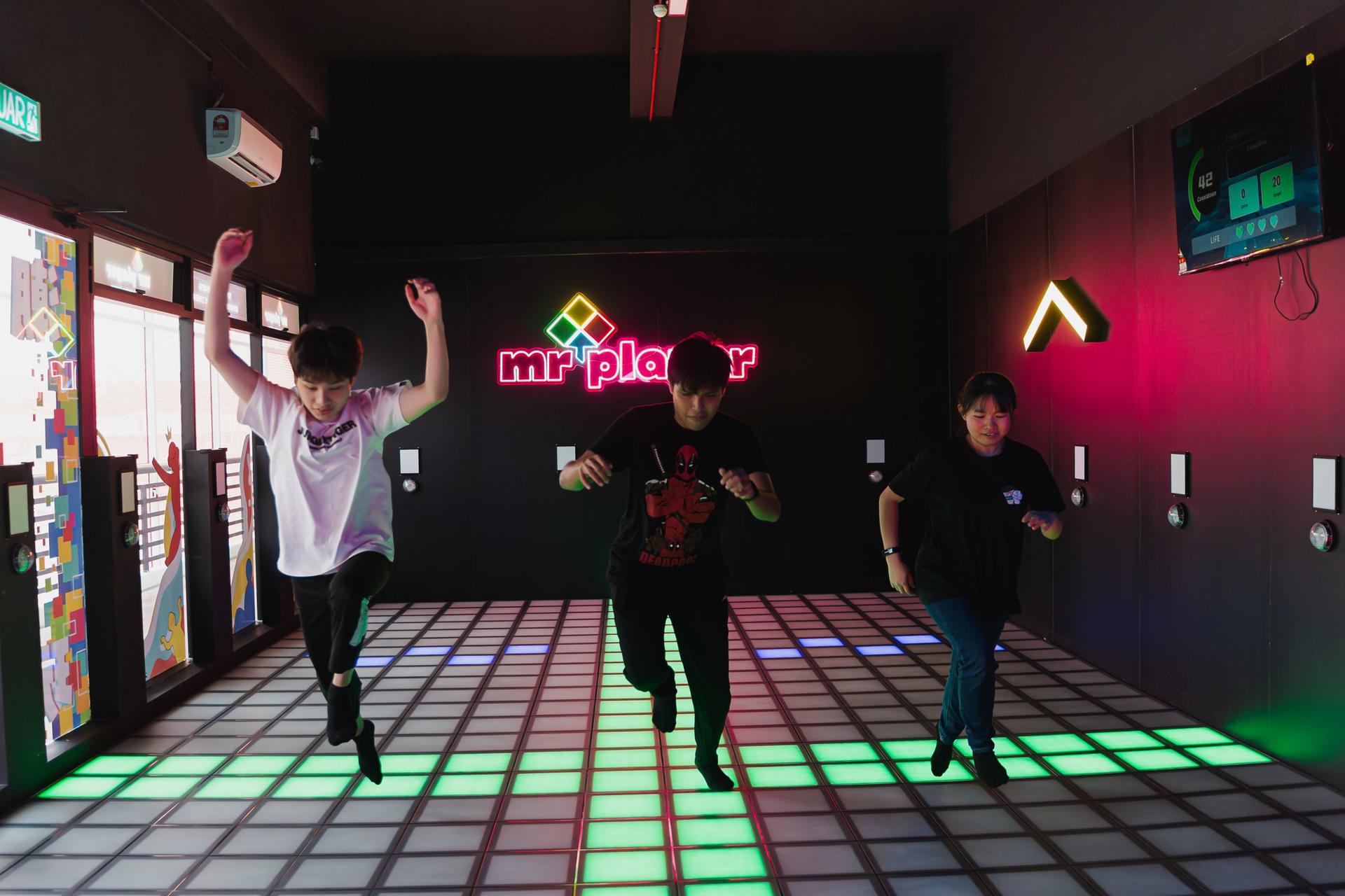 Mr Player Dynamic Motion Game Experience in Johor Bahru - Thumbnail 13