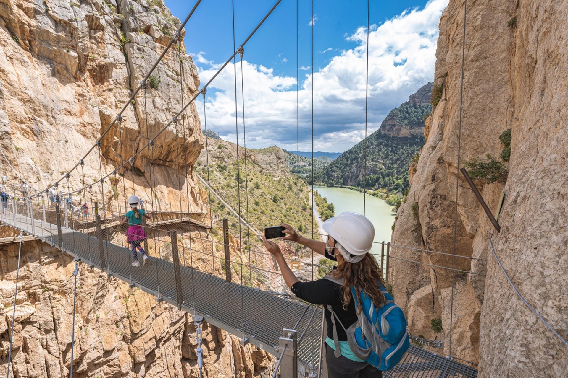 Caminito del Rey & El Chorro Gorge Private Tour from Málaga - Thumbnail 5